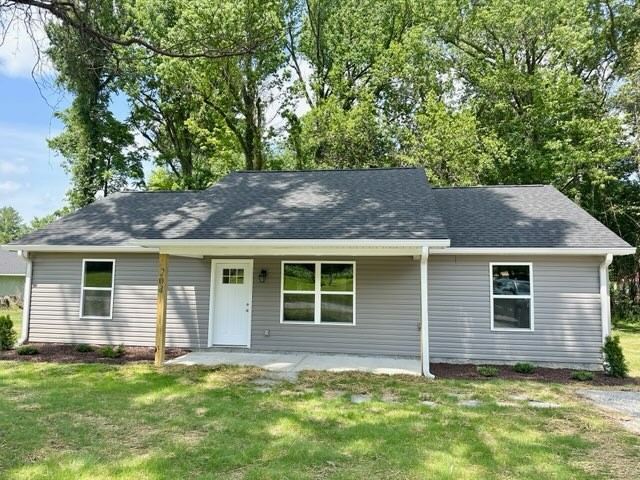 204 E Peter Ave — photo
