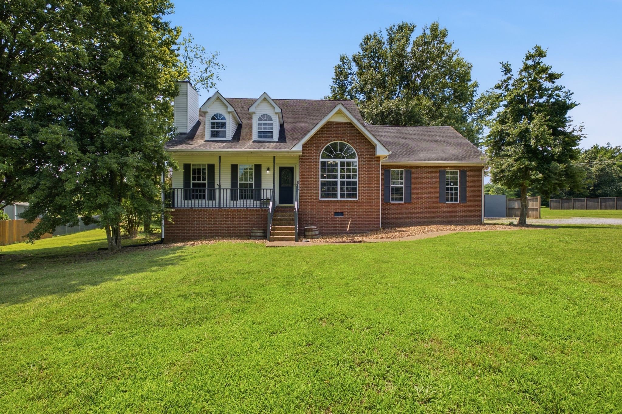 7301 W Cook Road, Springfield, TN 37172