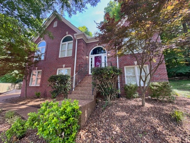 409 Sunset Ct — photo