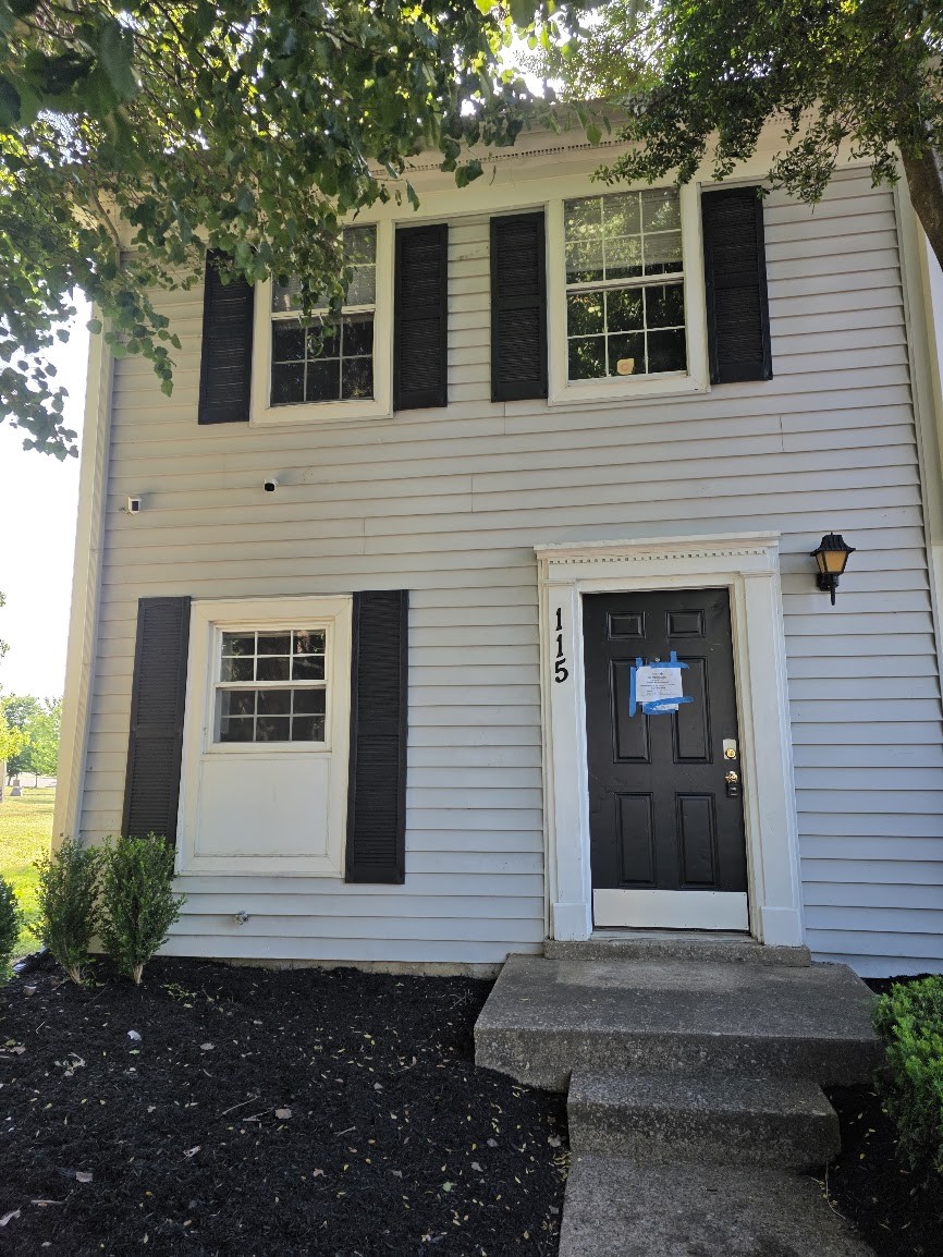 115 Greenland Ct — photo