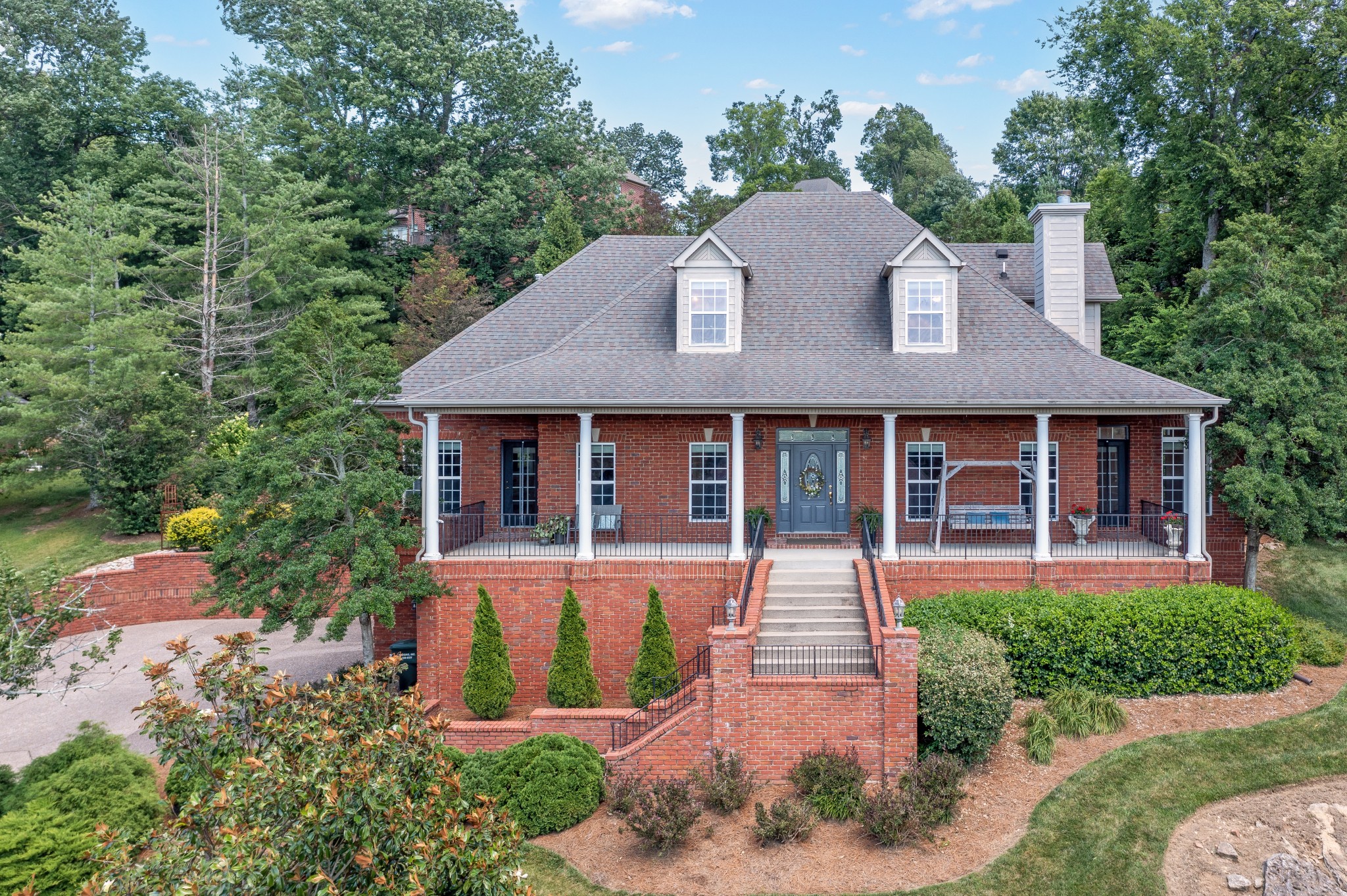 8216 W Chase Ct — photo