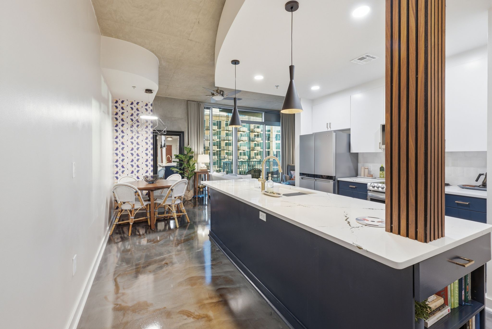 301 Demonbreun St 1718 — photo