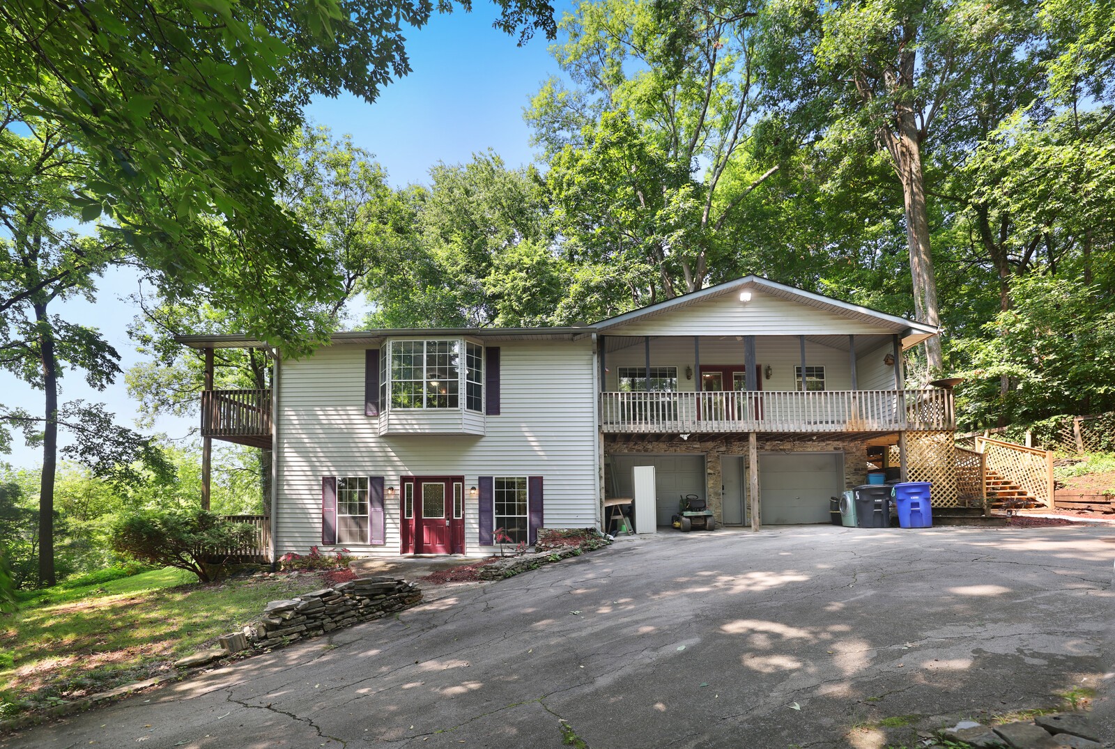 1153 Bear Creek Pike — photo