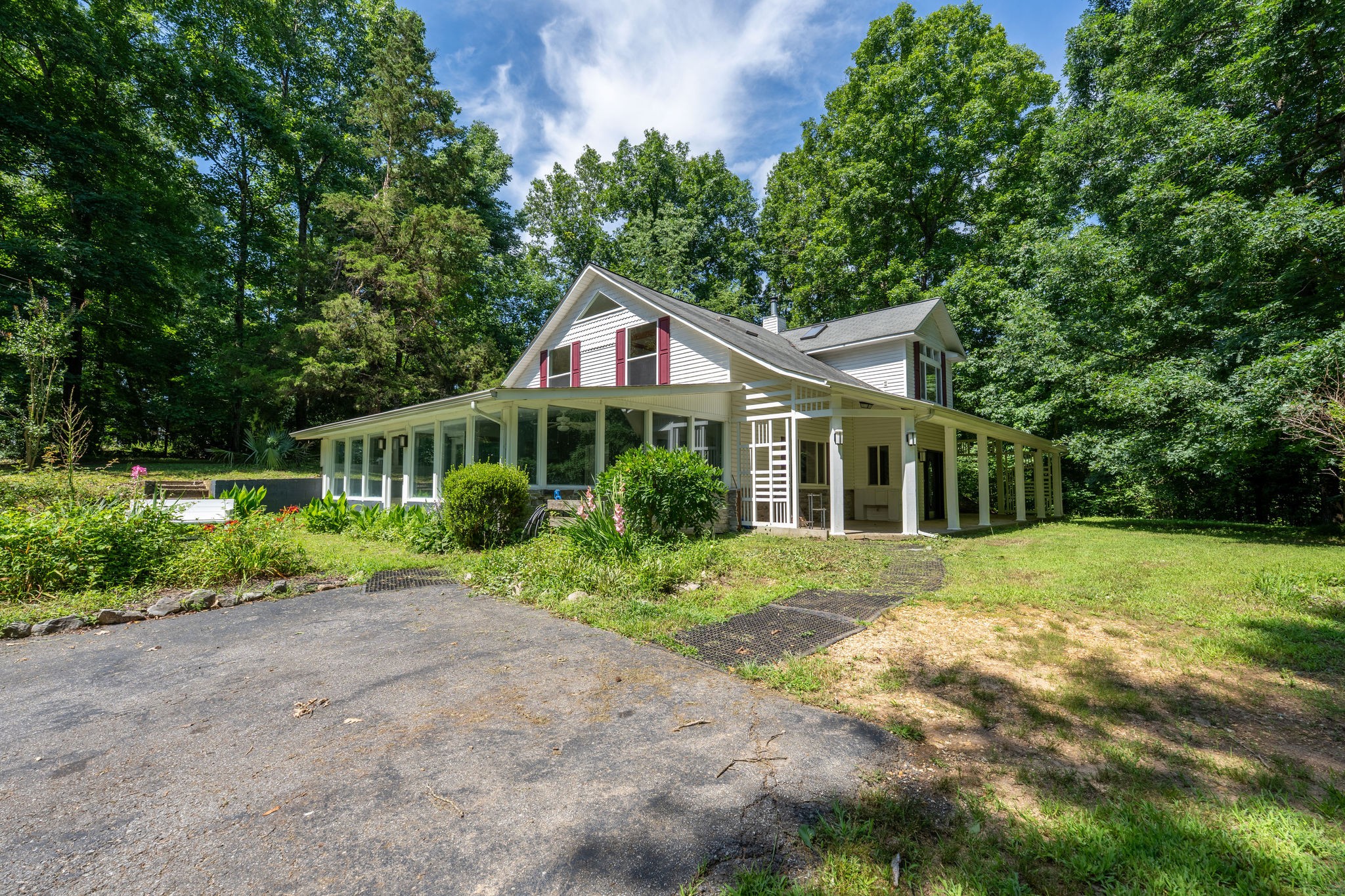 265 Roanoke Creek Rd — photo