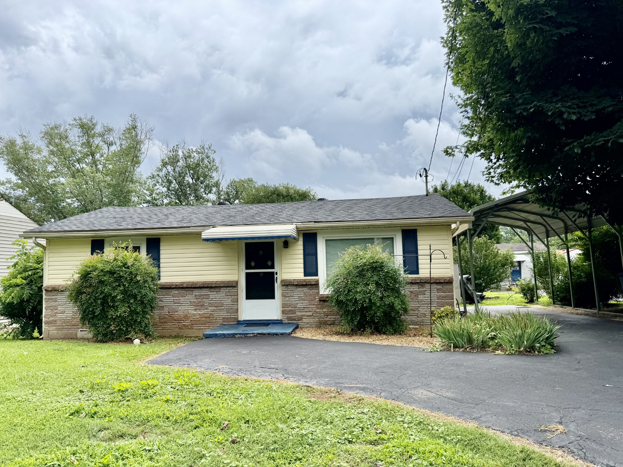 405 Old Morrison Rd — photo
