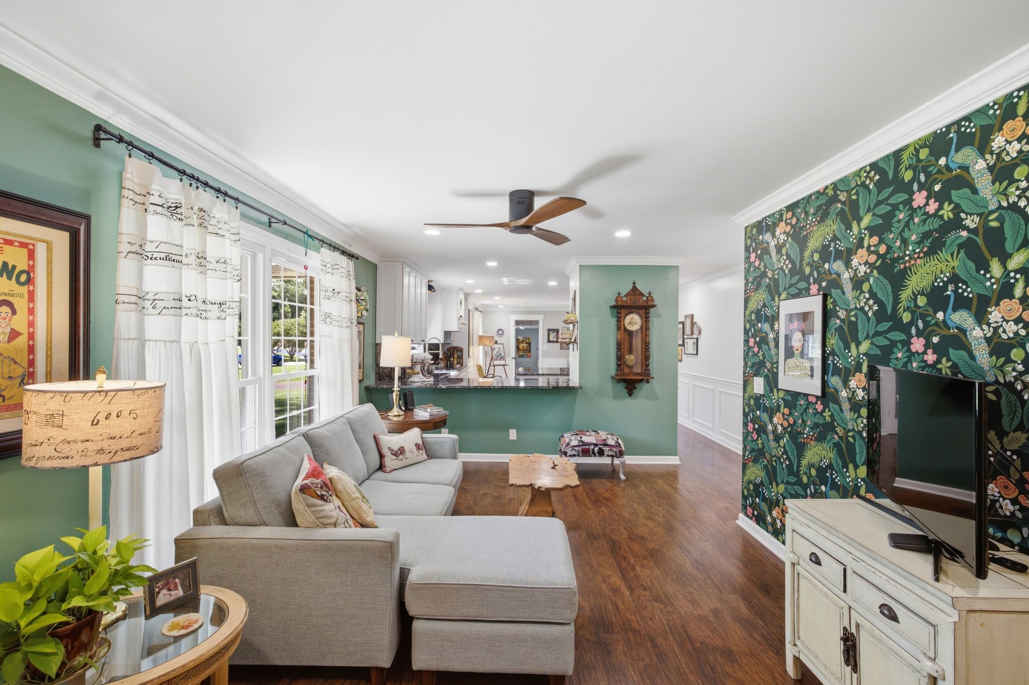 1507 Jewell Dr — photo