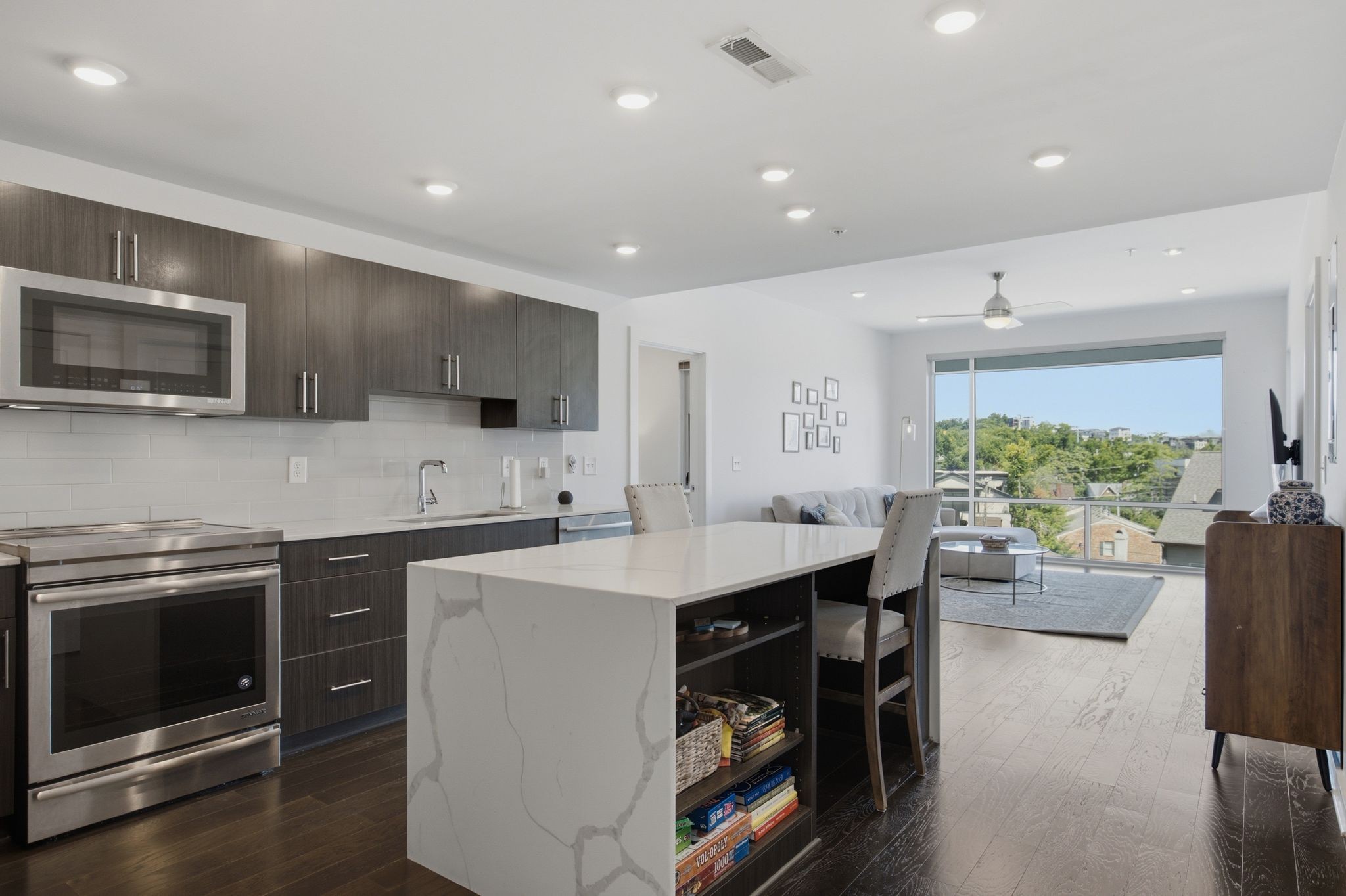 3116 W End Cir 201 — photo