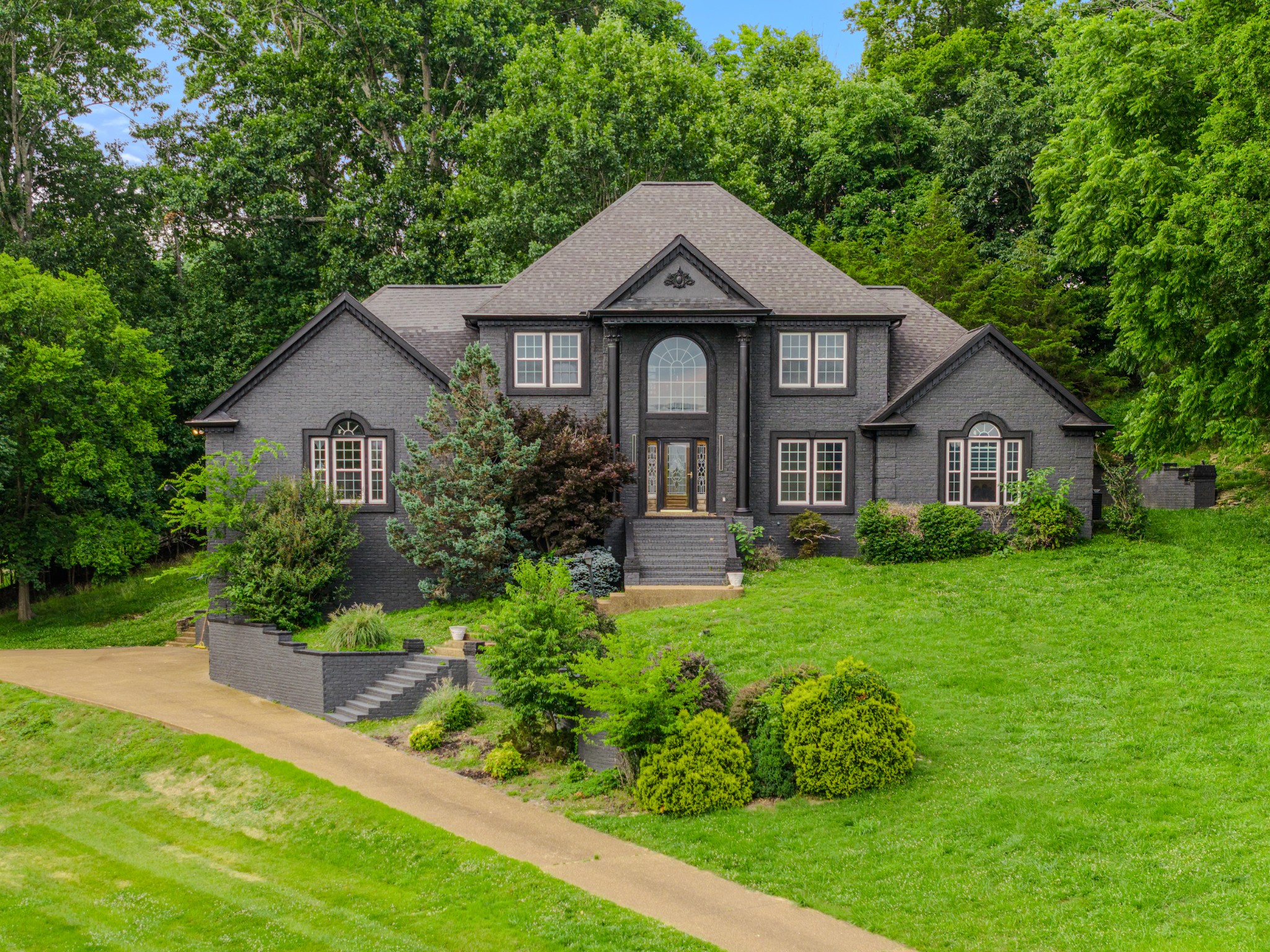 537 Natalie Dr — photo