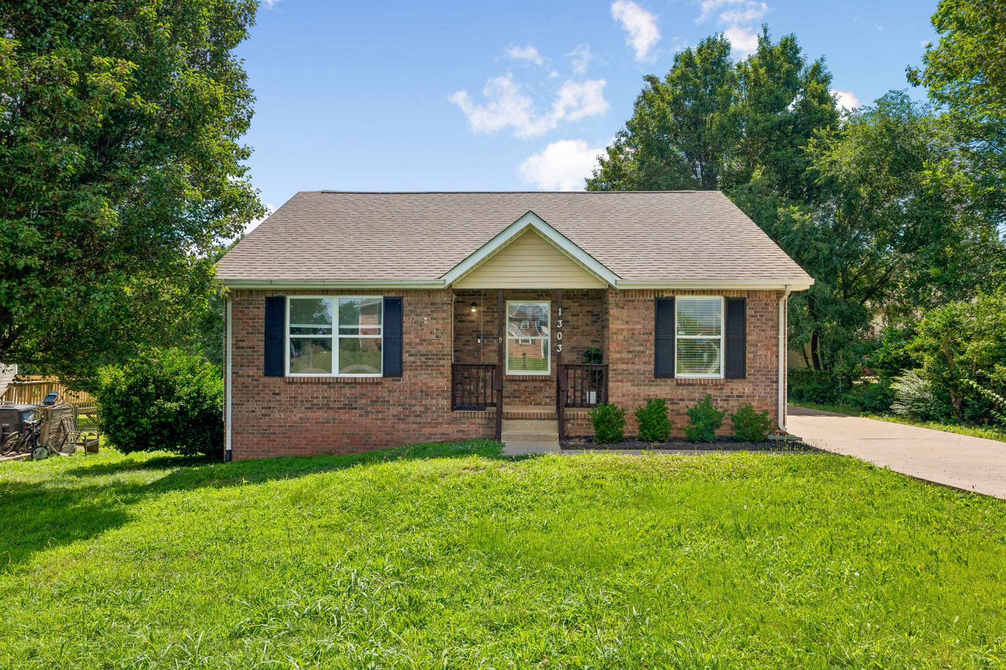 1303 Chucker Dr — photo