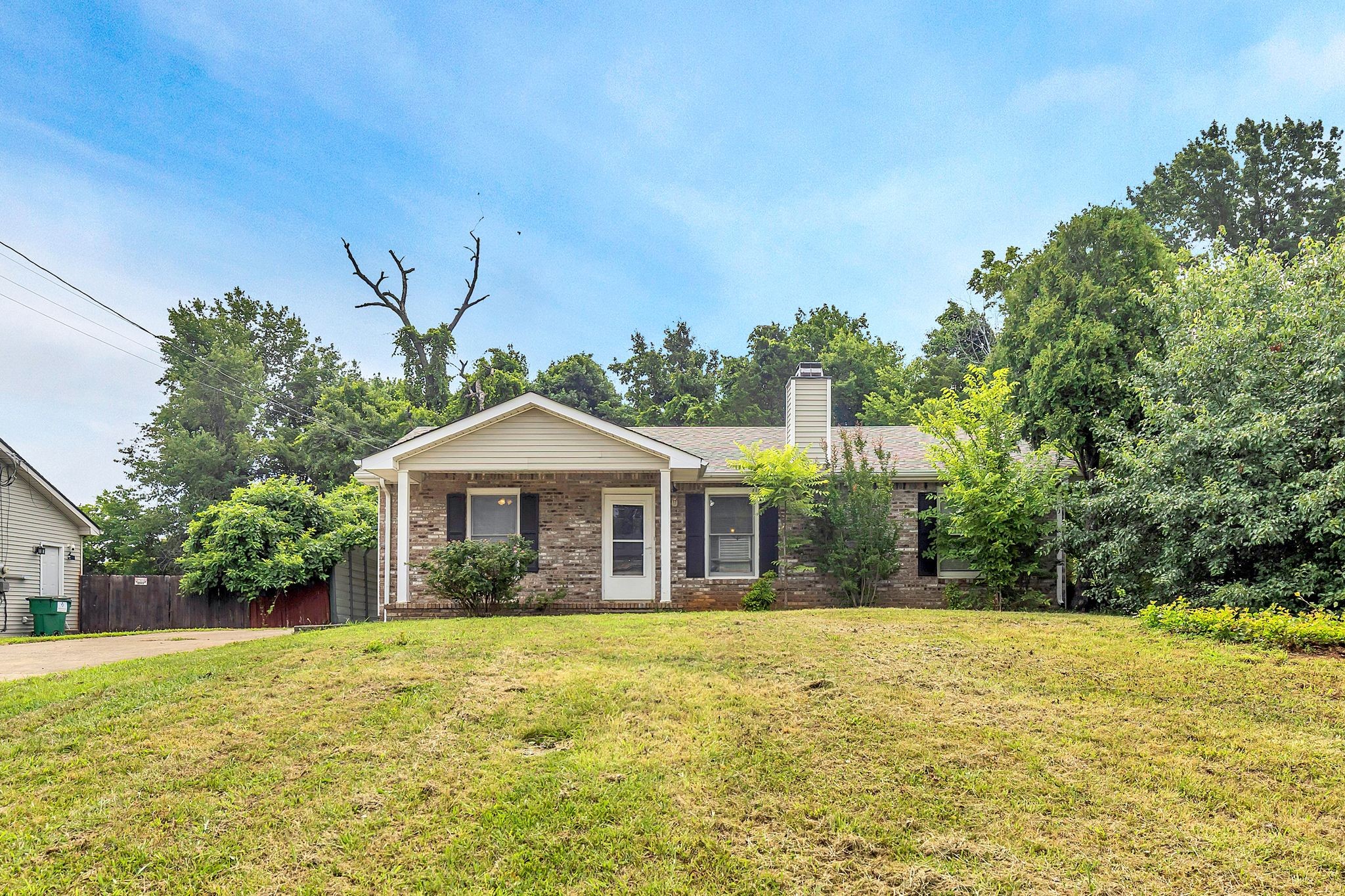 2809 Teakwood Dr — photo