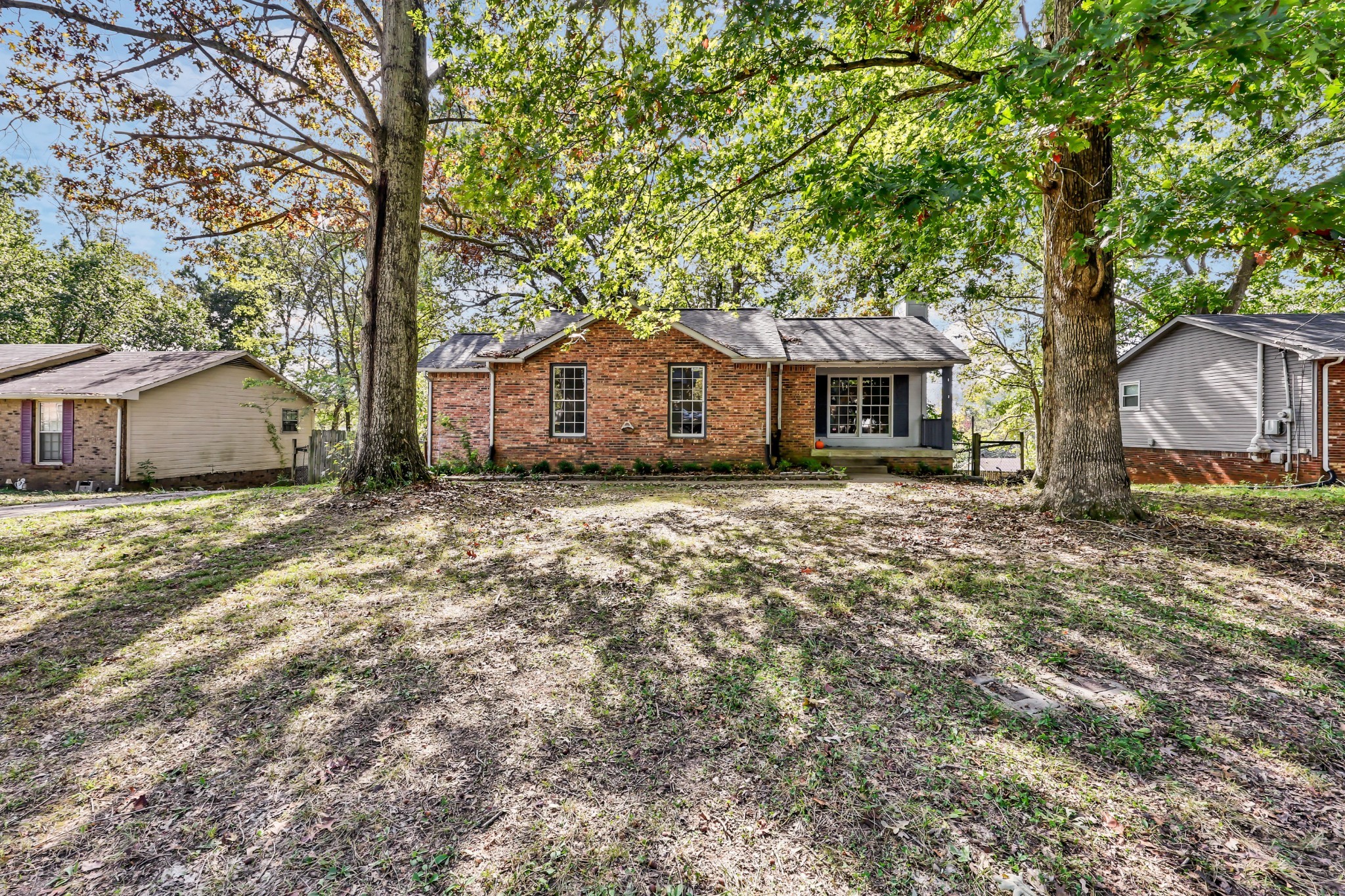 810 R S Bradley Blvd — photo