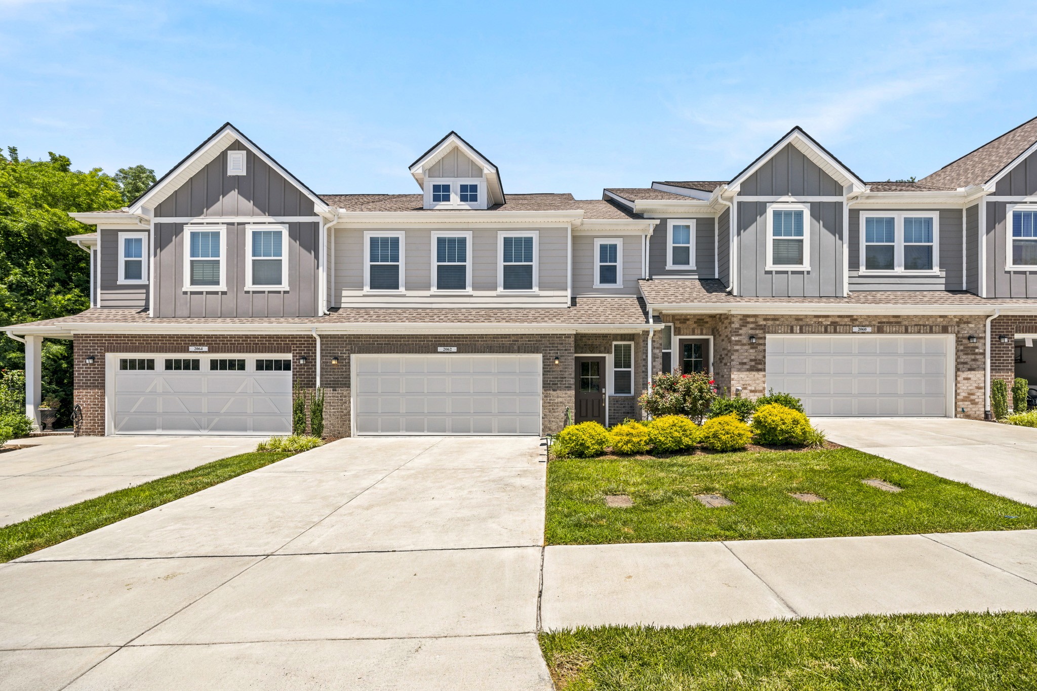 2062 Township Dr — photo
