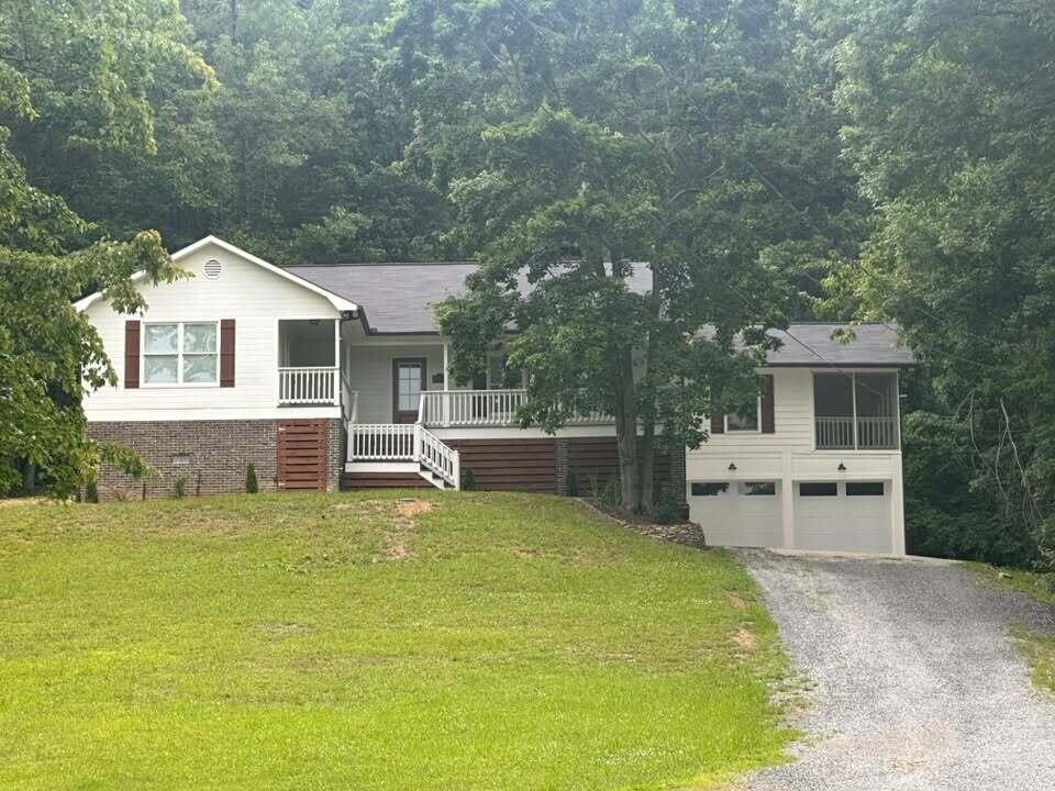 4121 Hidden Valley Road, NW — photo