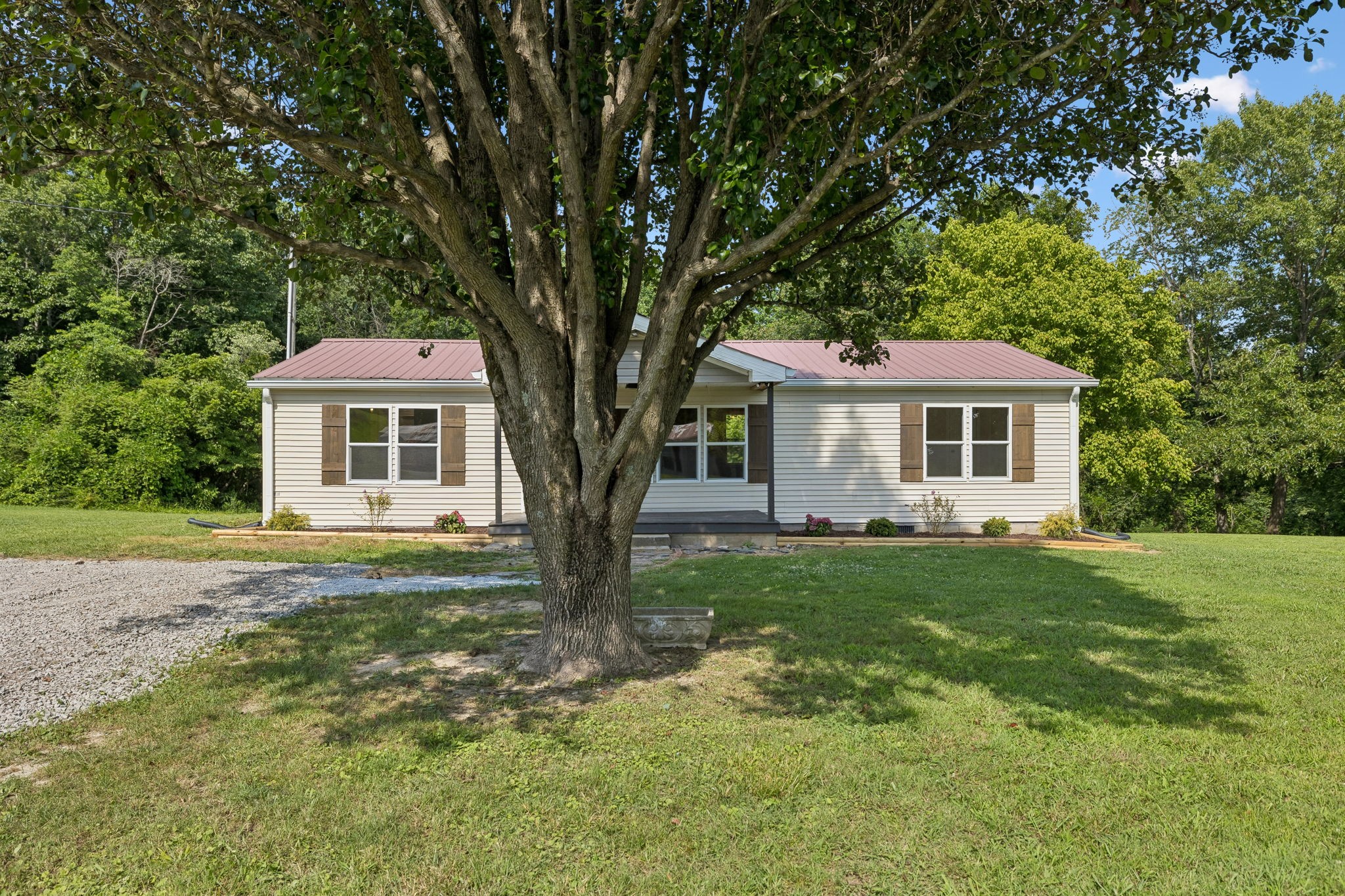 5219 Hancock Road, Silver Point, TN 38582 — photo 2