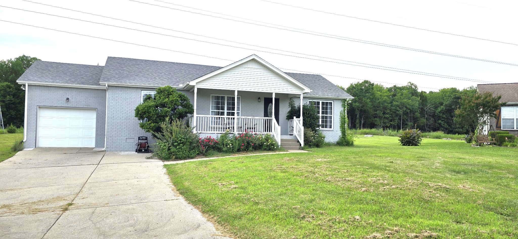 407 Nathan Ct — photo