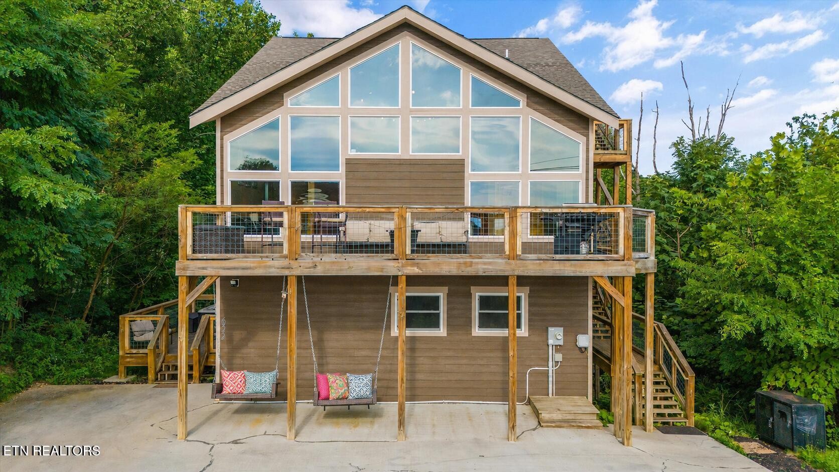 622 Wiley Oakley Drive — photo