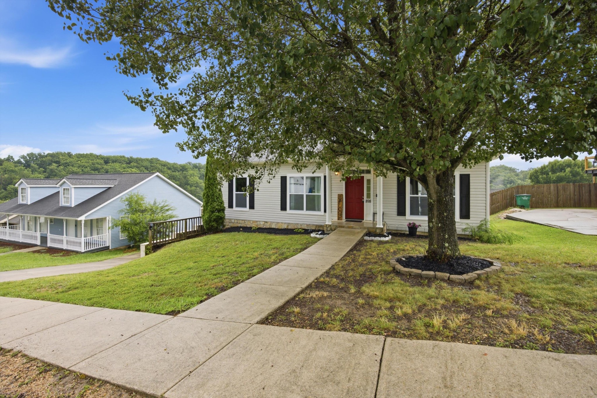 898 Fuller Glen Circle — photo