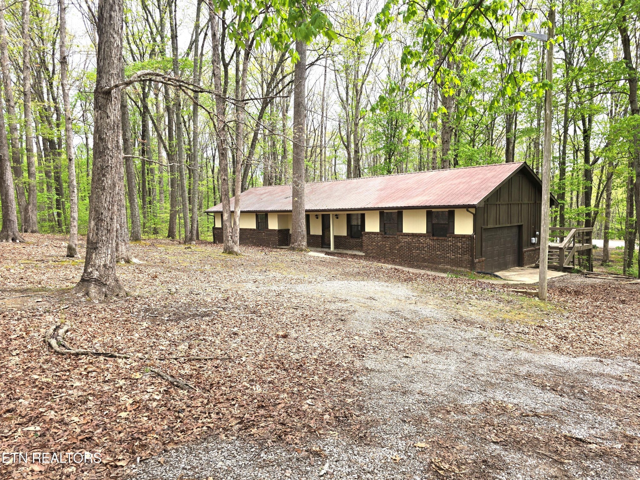 549 Yellow Cliff Estates Rd — photo