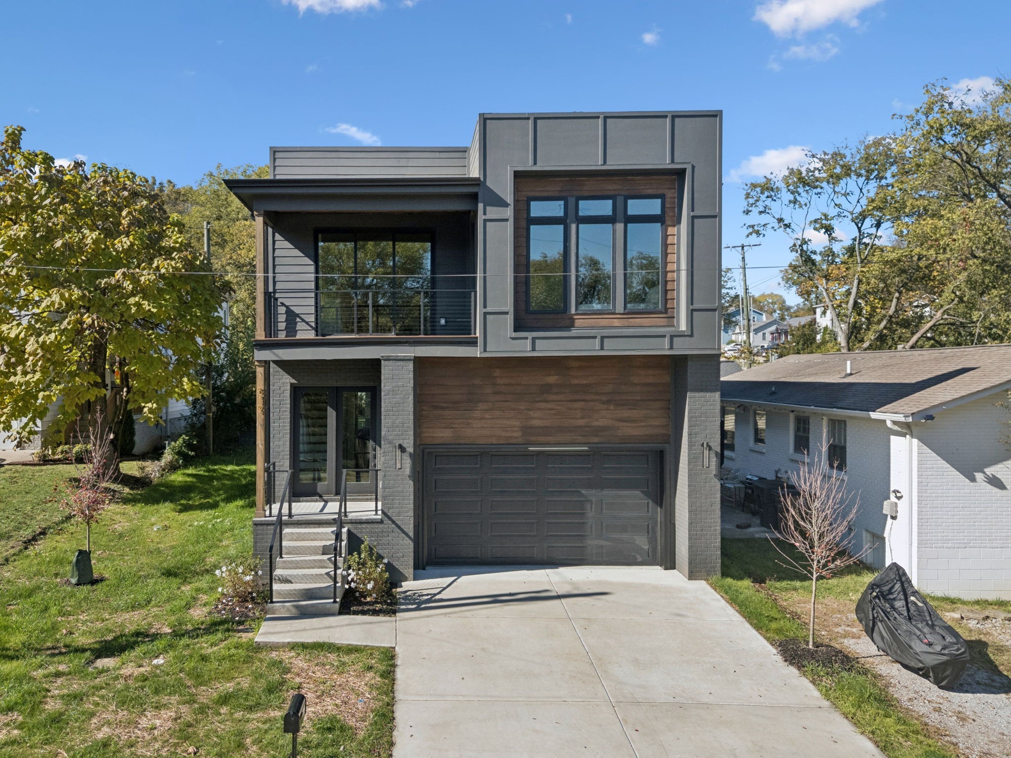 519 Elaine Ave — photo