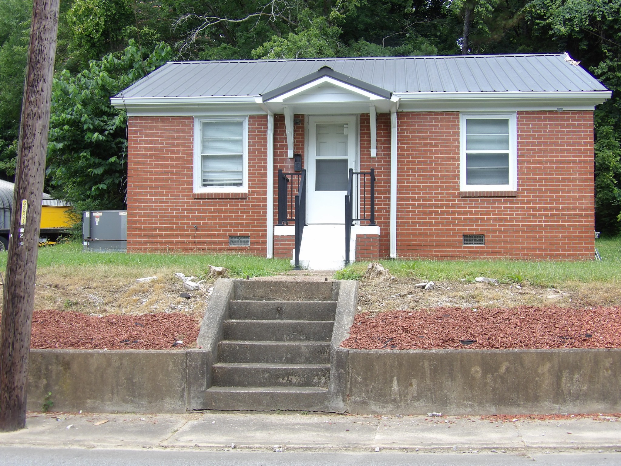 202 E Richland Ave — photo