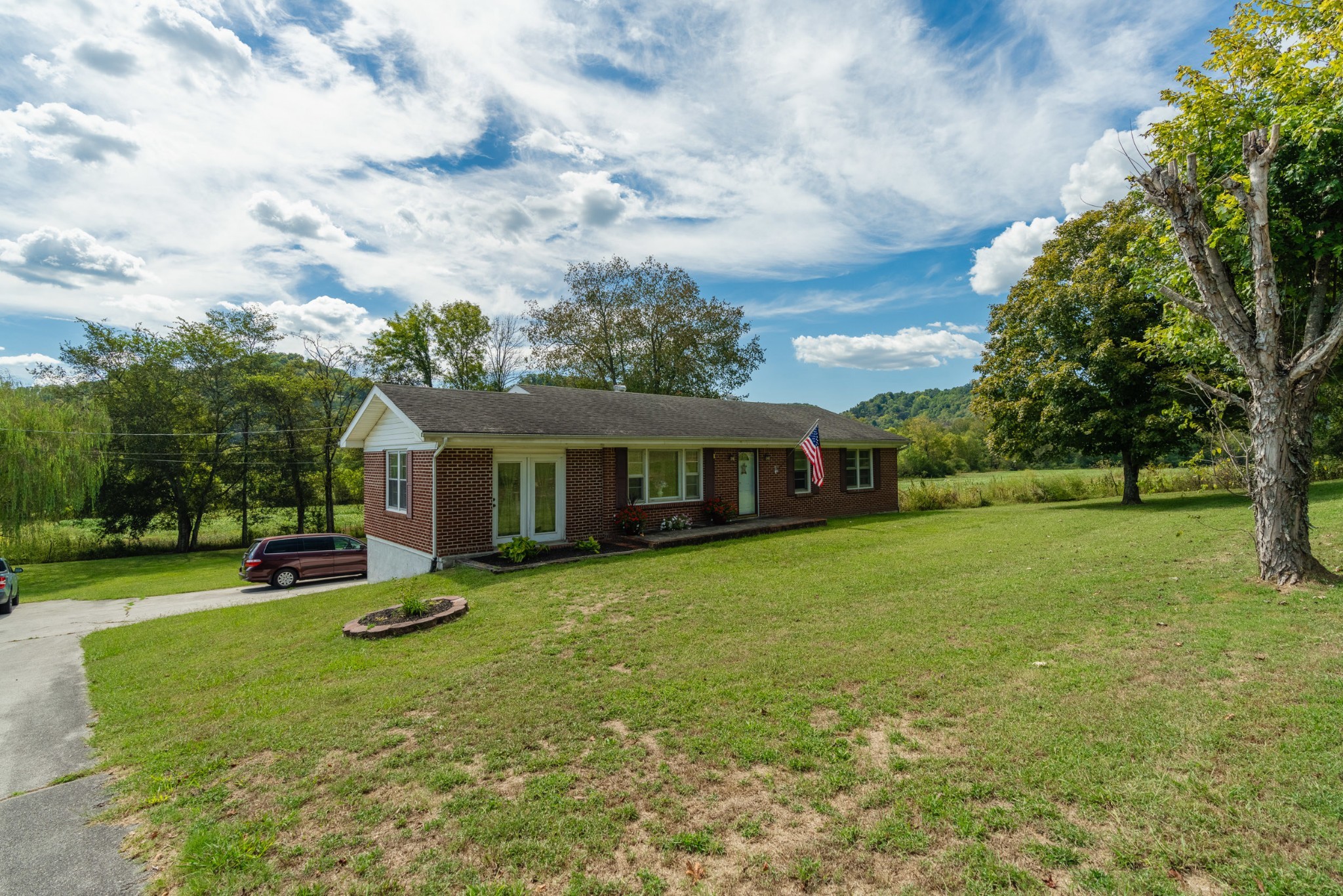 455 Jennings Creek Hwy — photo