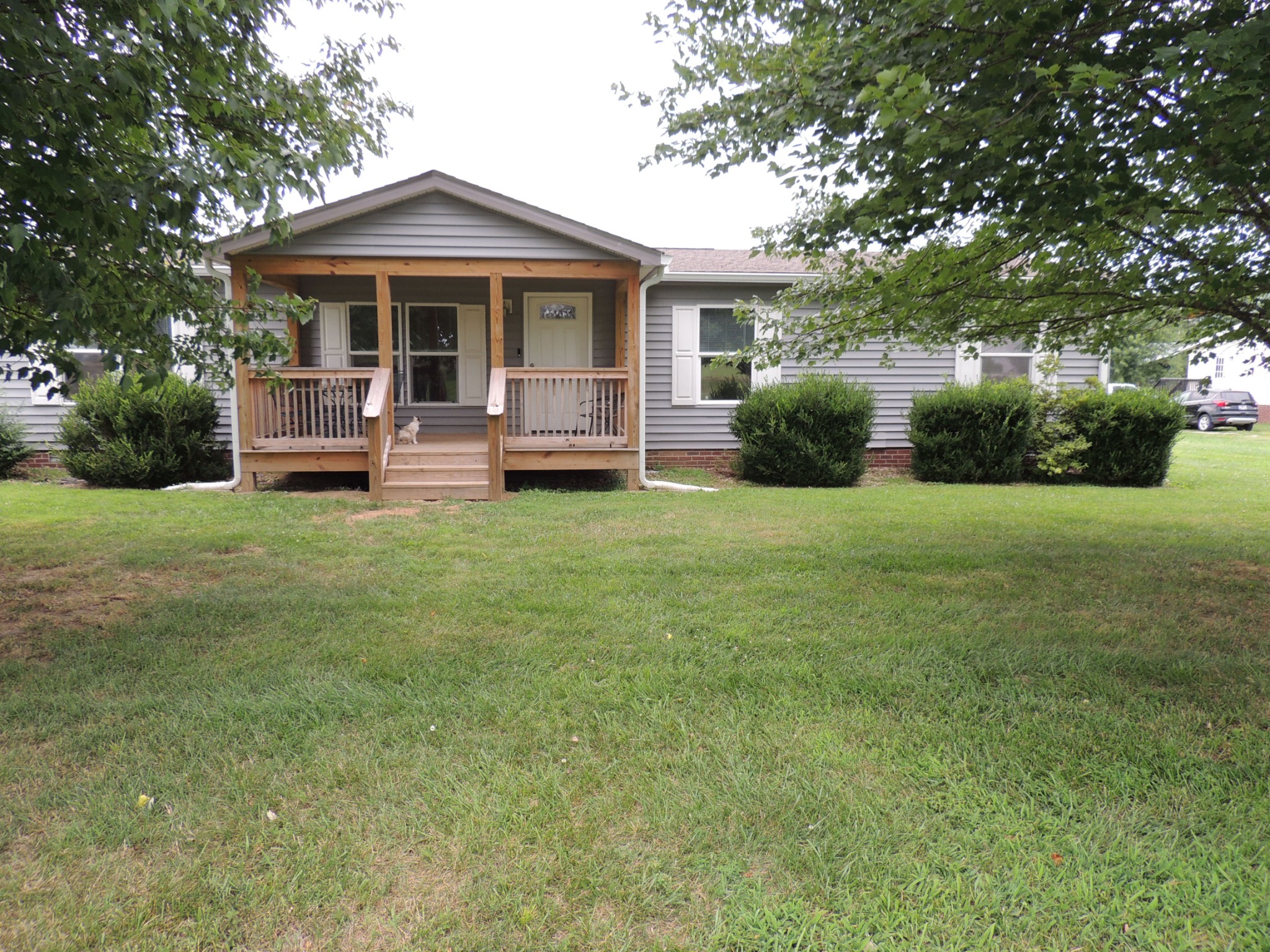 168 Lbj Dr — photo