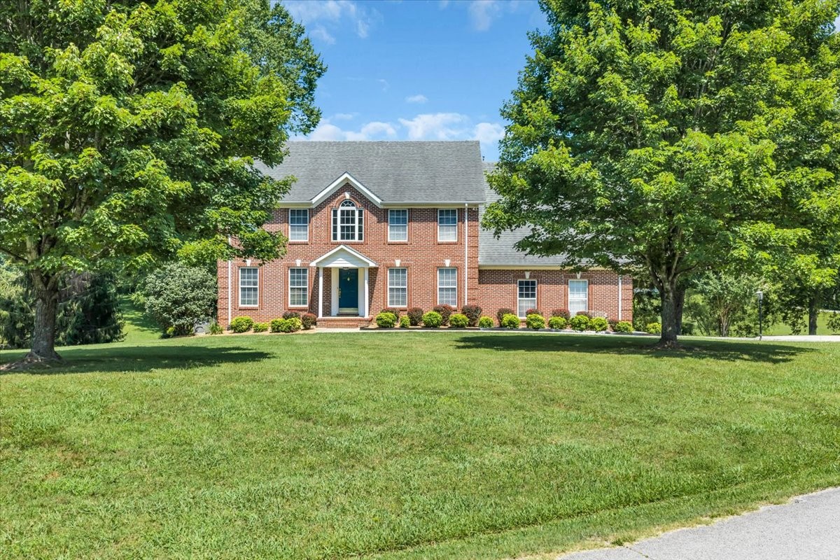 141 W Laurel Ave — photo