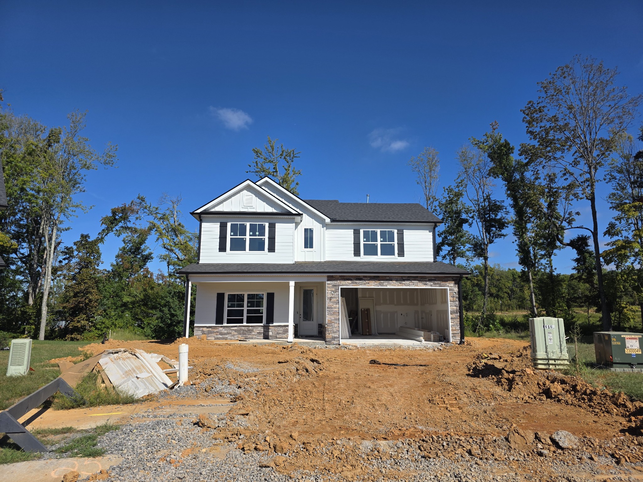 621 Silver Trace — photo
