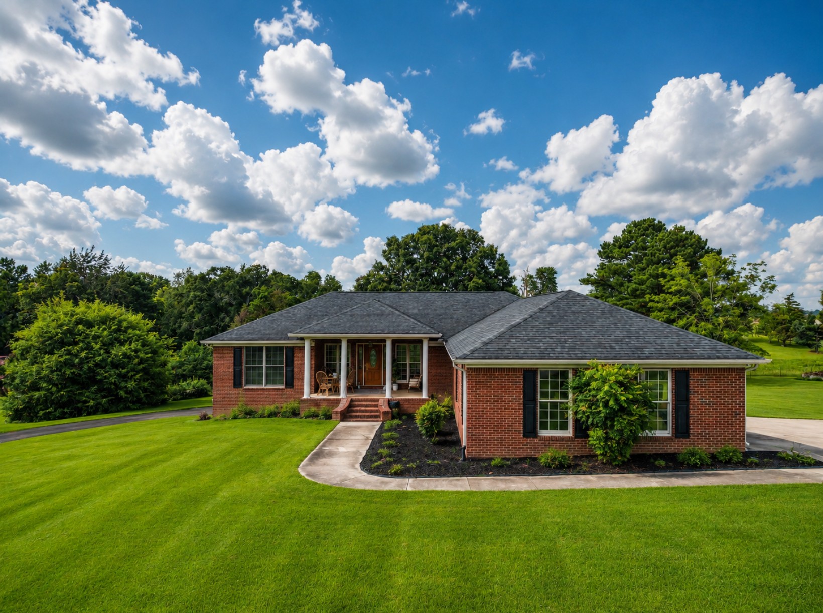 410 Eells Street, Loretto, TN 38469 — photo 2