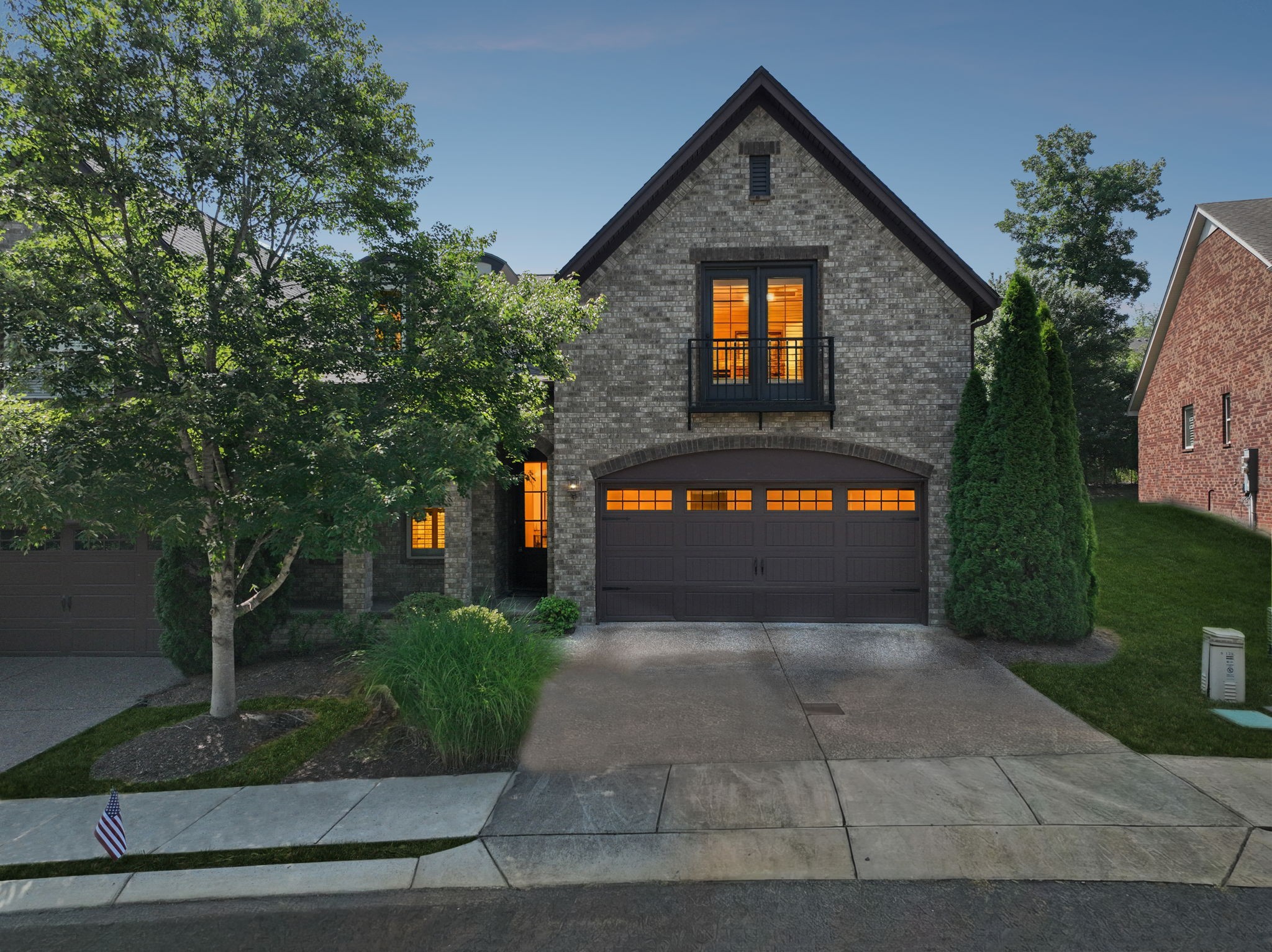 143 Village Cir — photo