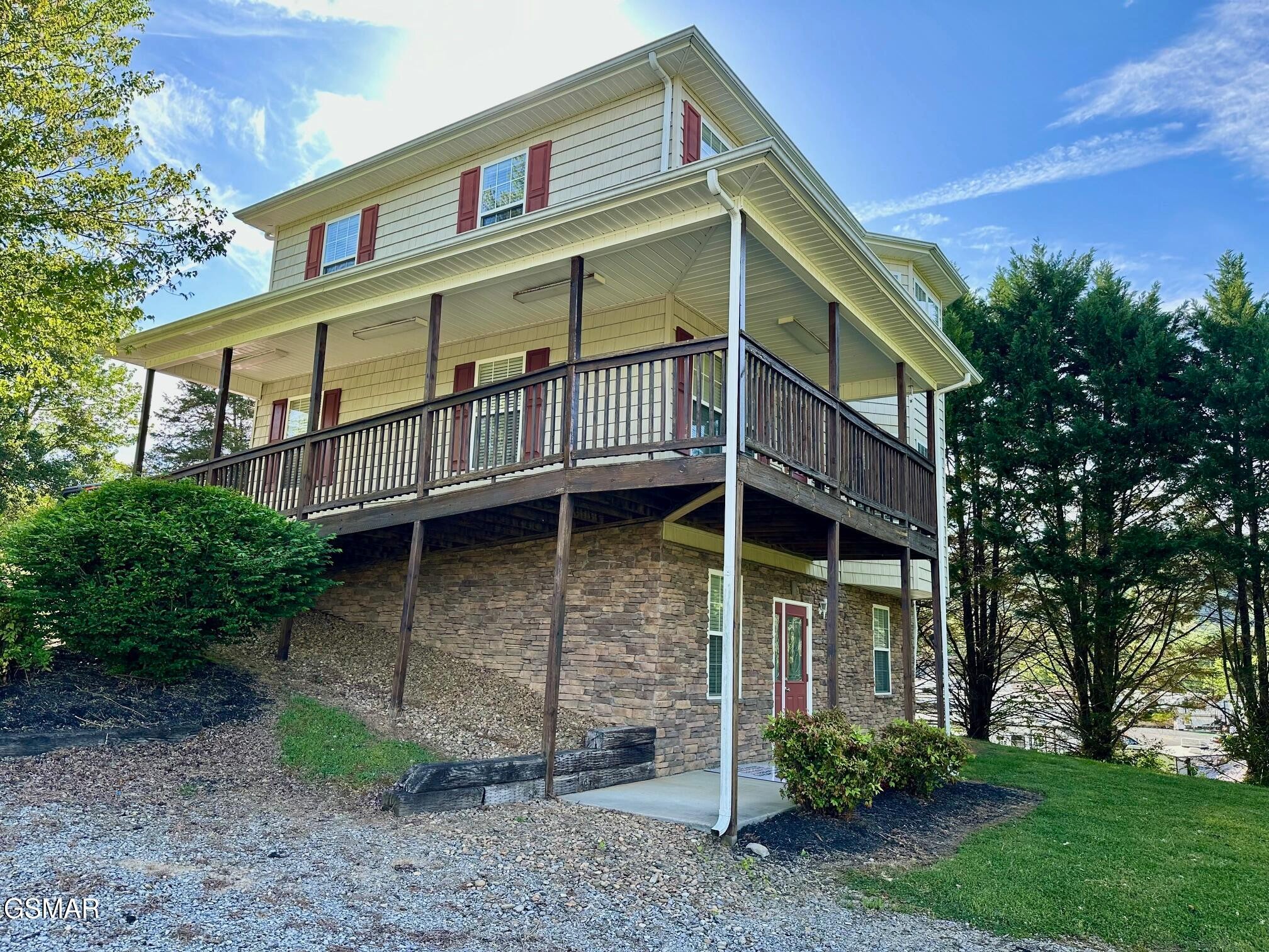 249 Mill View Dr — photo