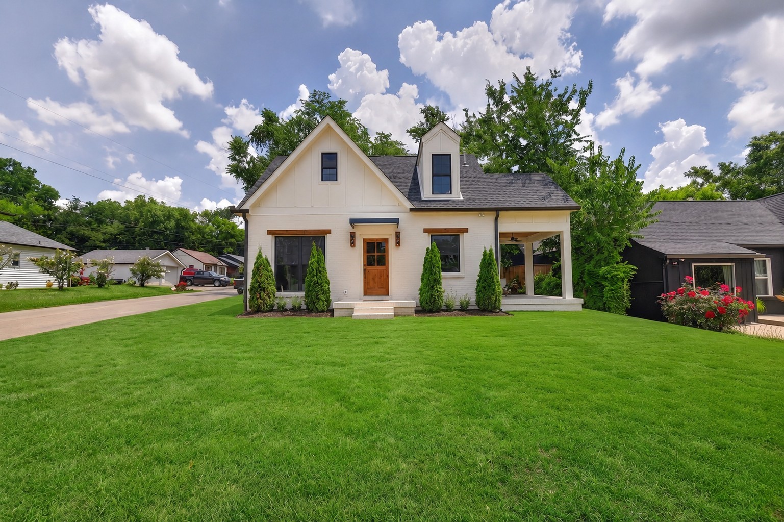 1417 Montgomery Ave — photo
