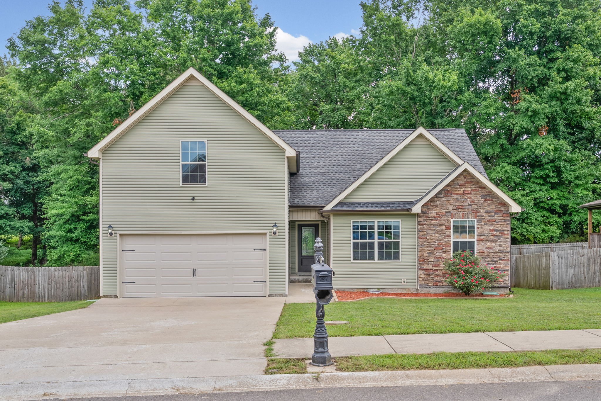 125 Sycamore Hill Dr — photo