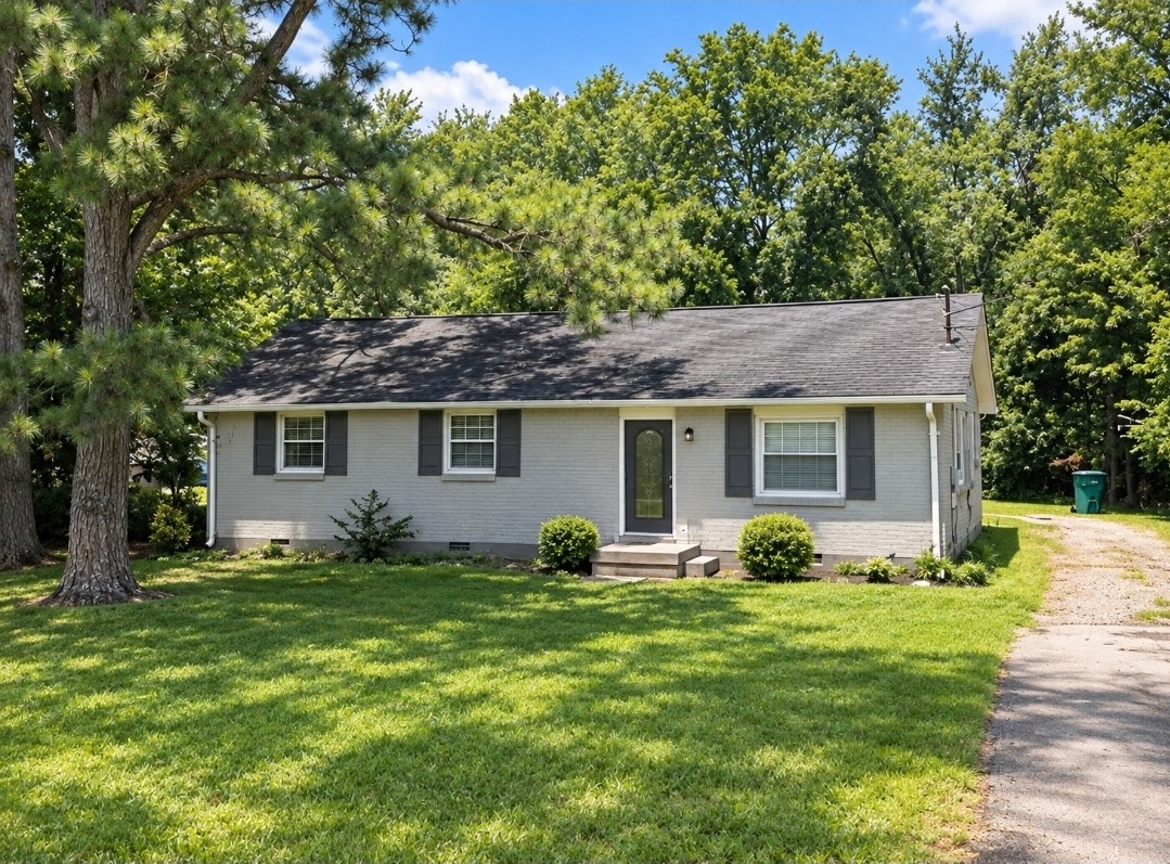 13501 Lebanon Rd — photo