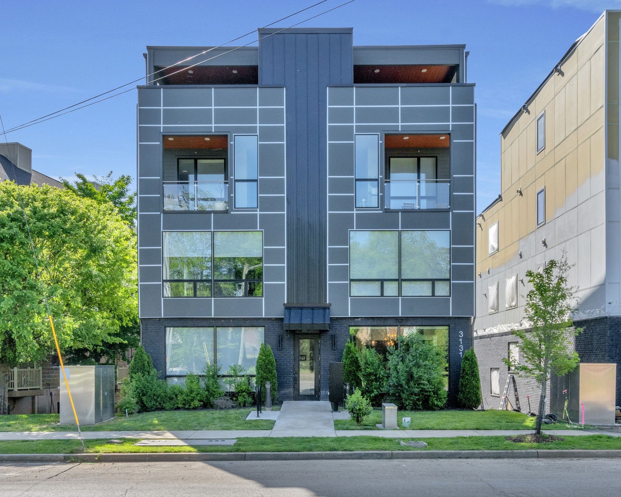 3131 Long Blvd 100 — photo