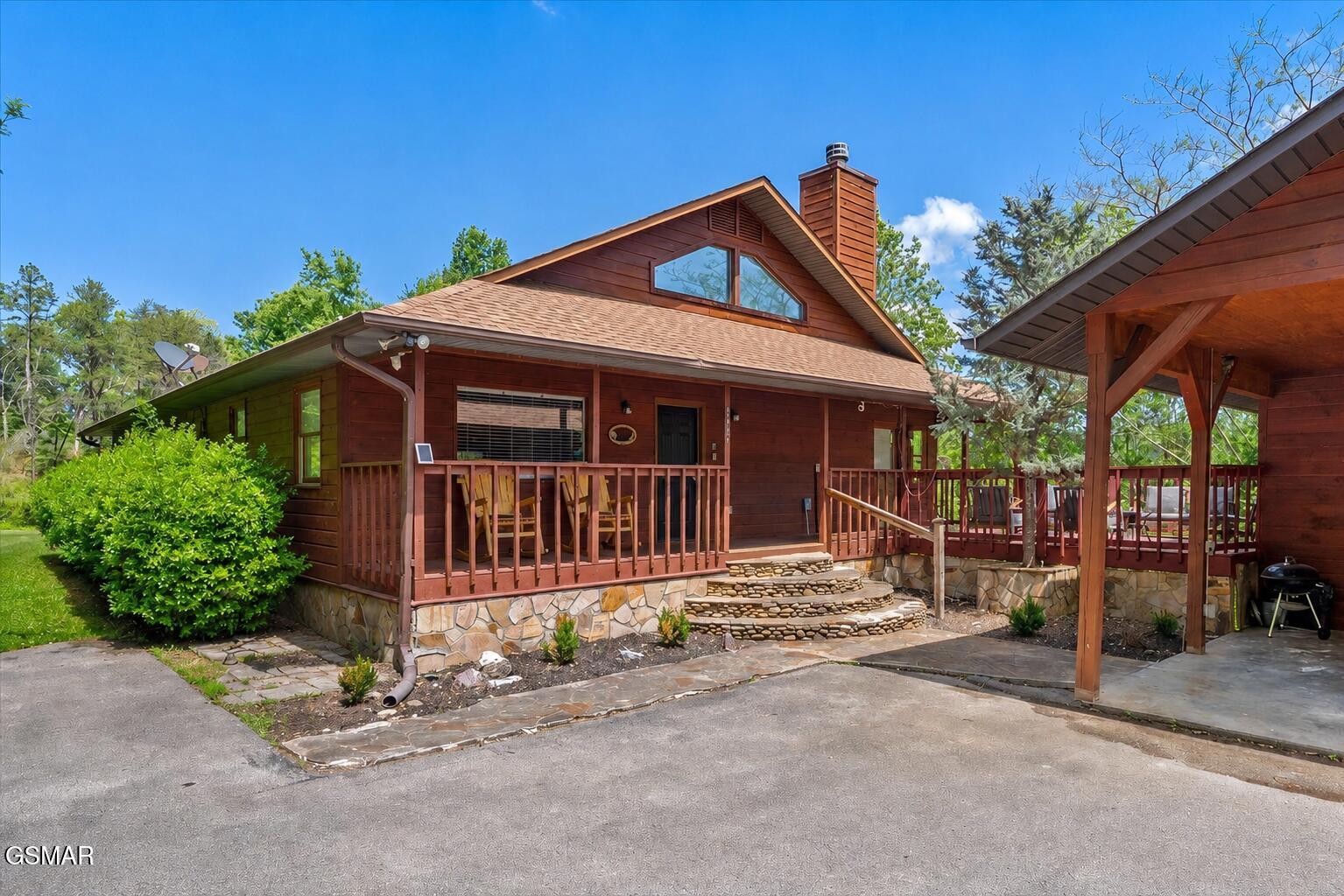 1463 Red Cedar Lane — photo
