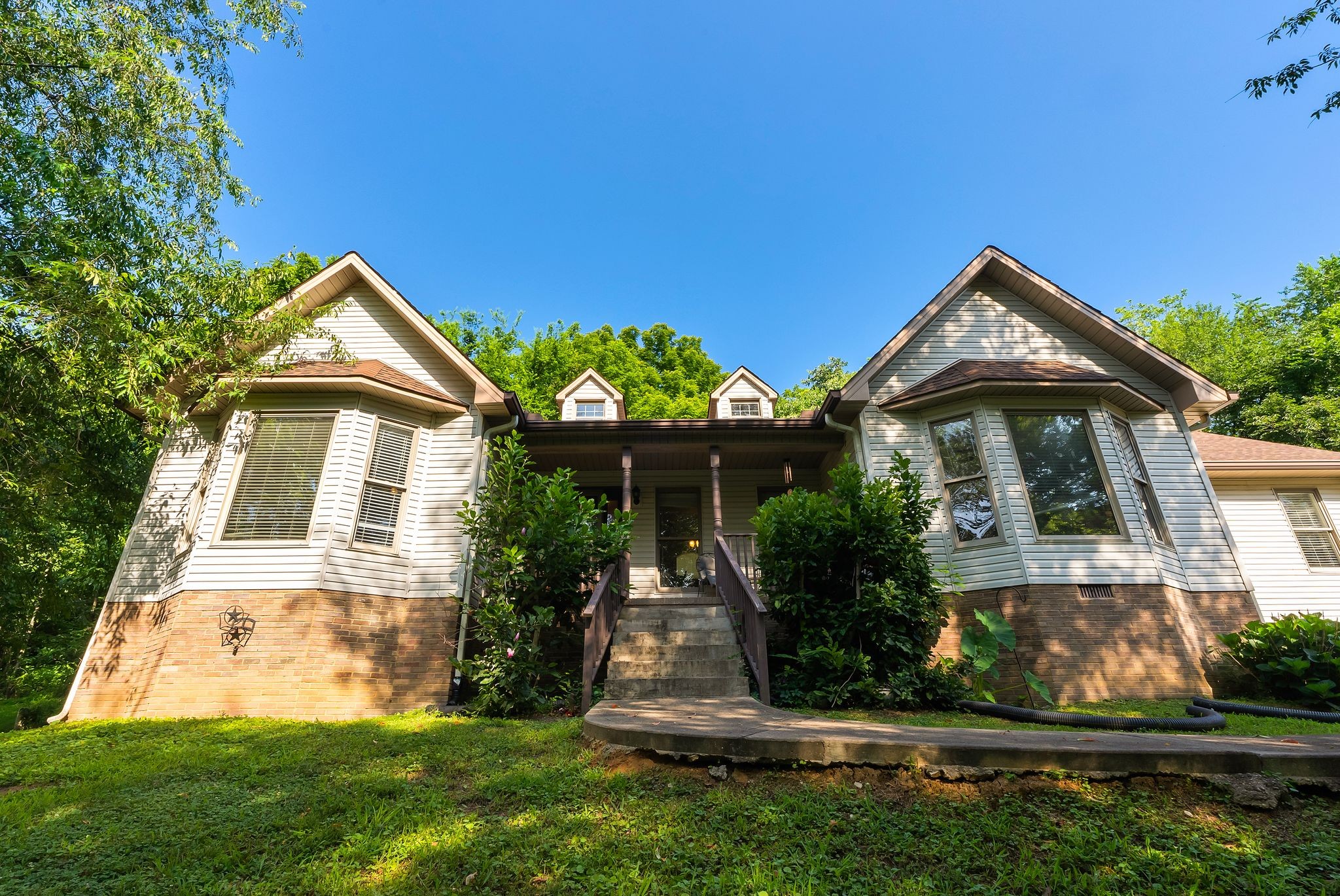 1440 College Park Dr — photo