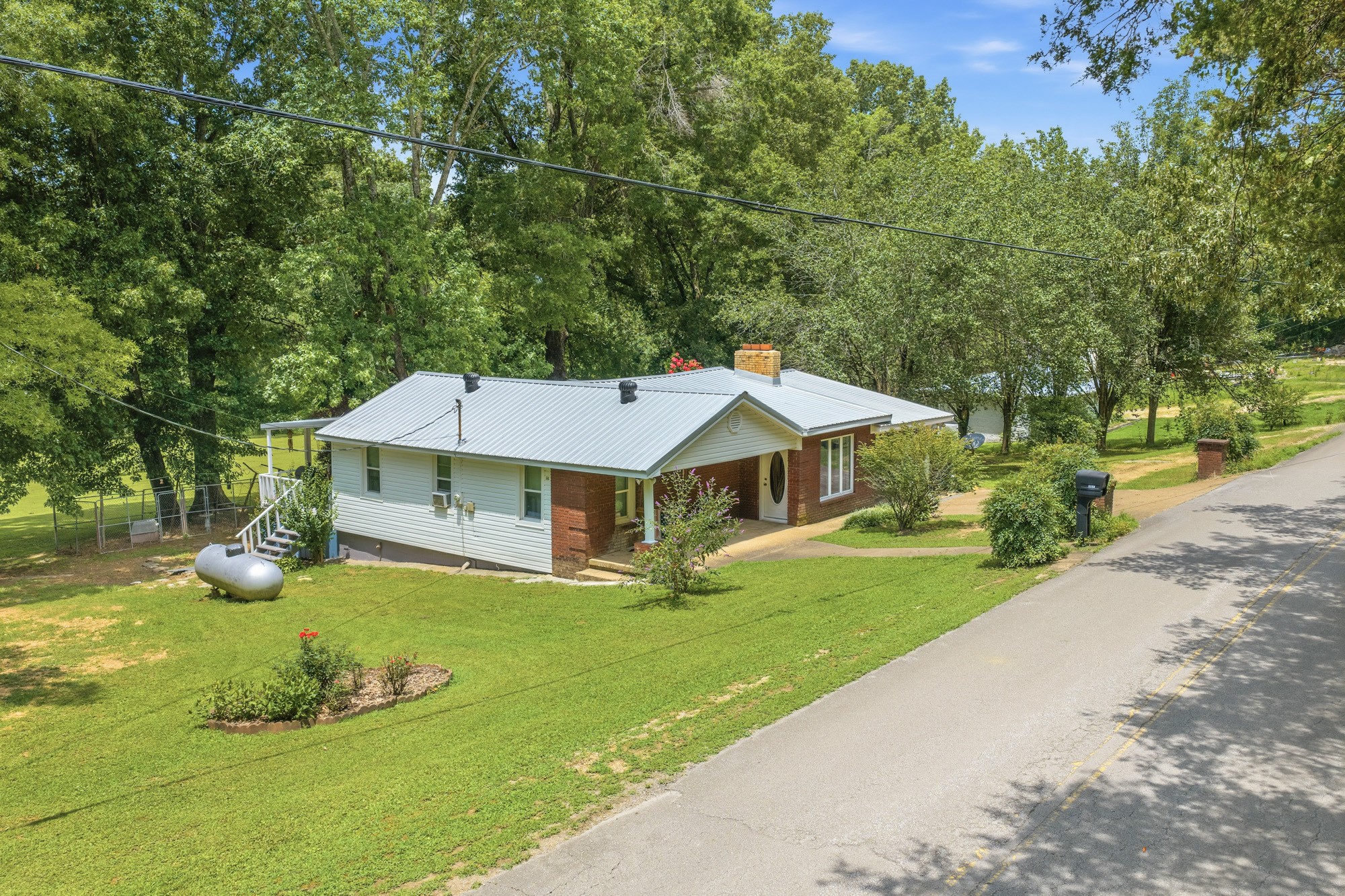8120 Mount Carmel Rd — photo
