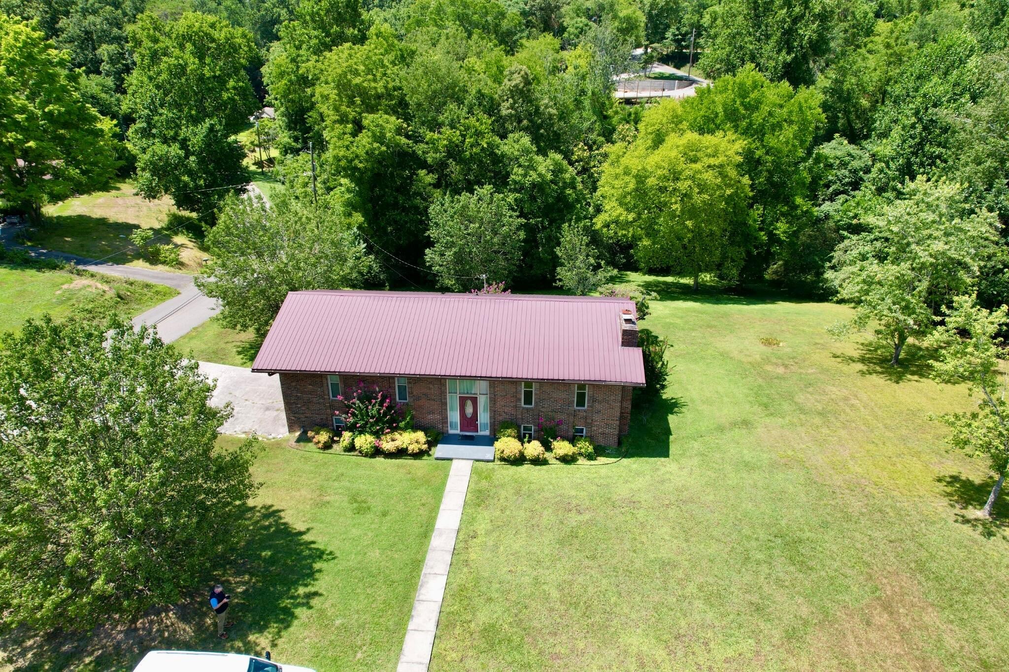 111 Hutton Court — photo