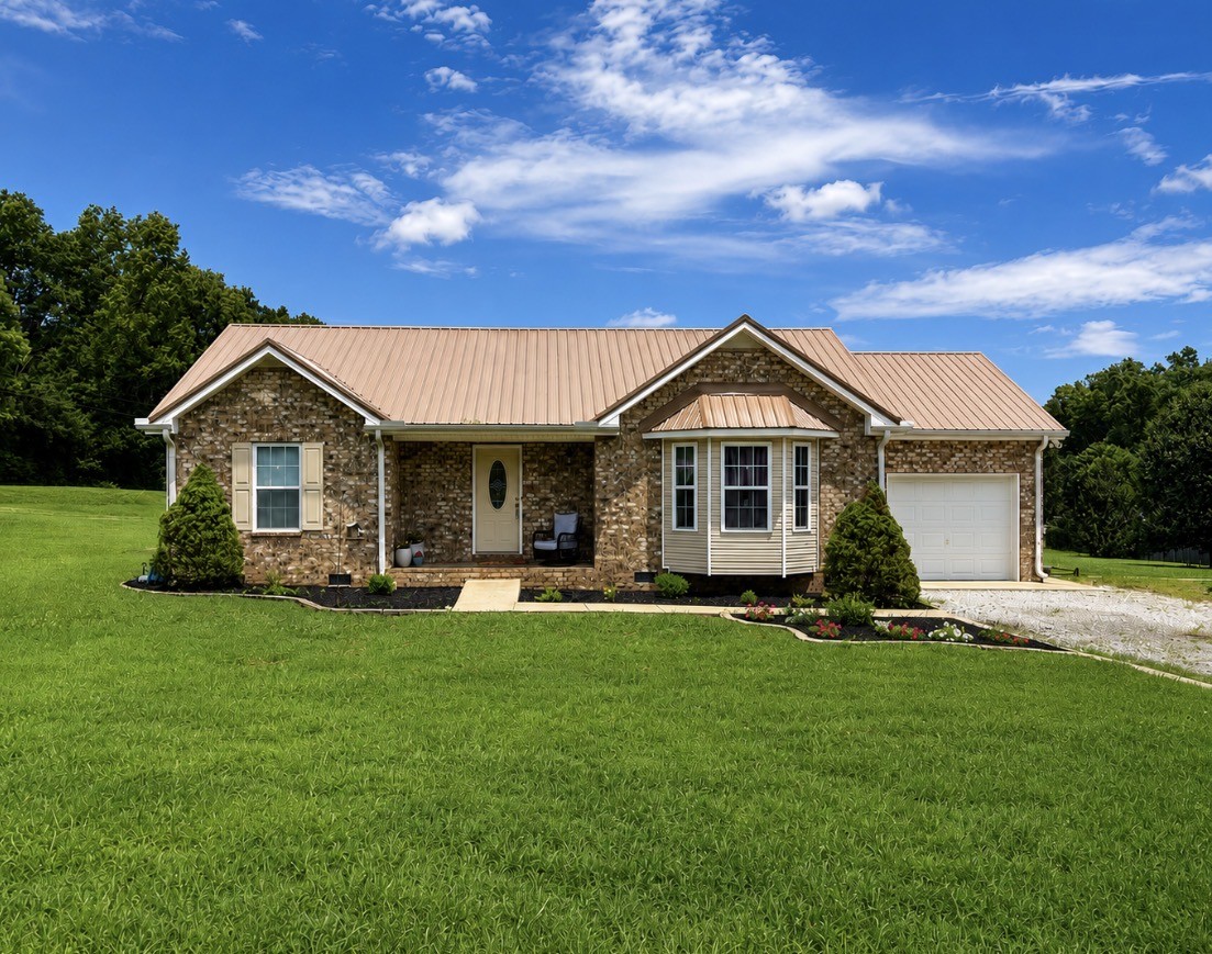 1013 S Tidwell Rd — photo