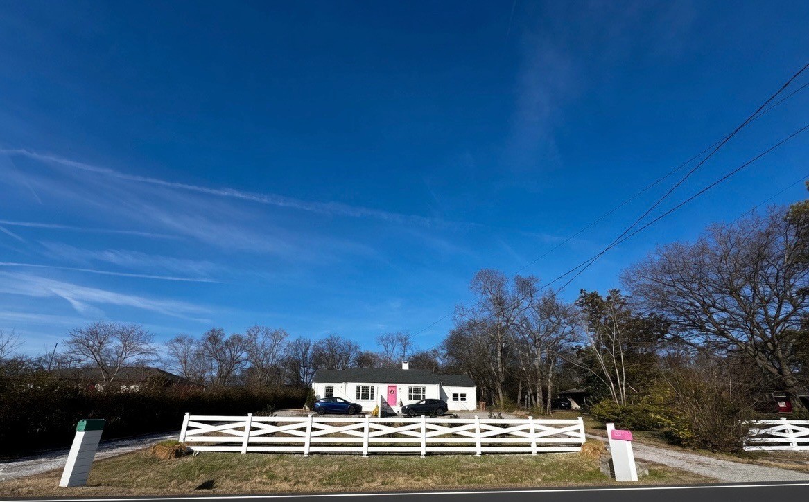 1022 Westchester Dr — photo