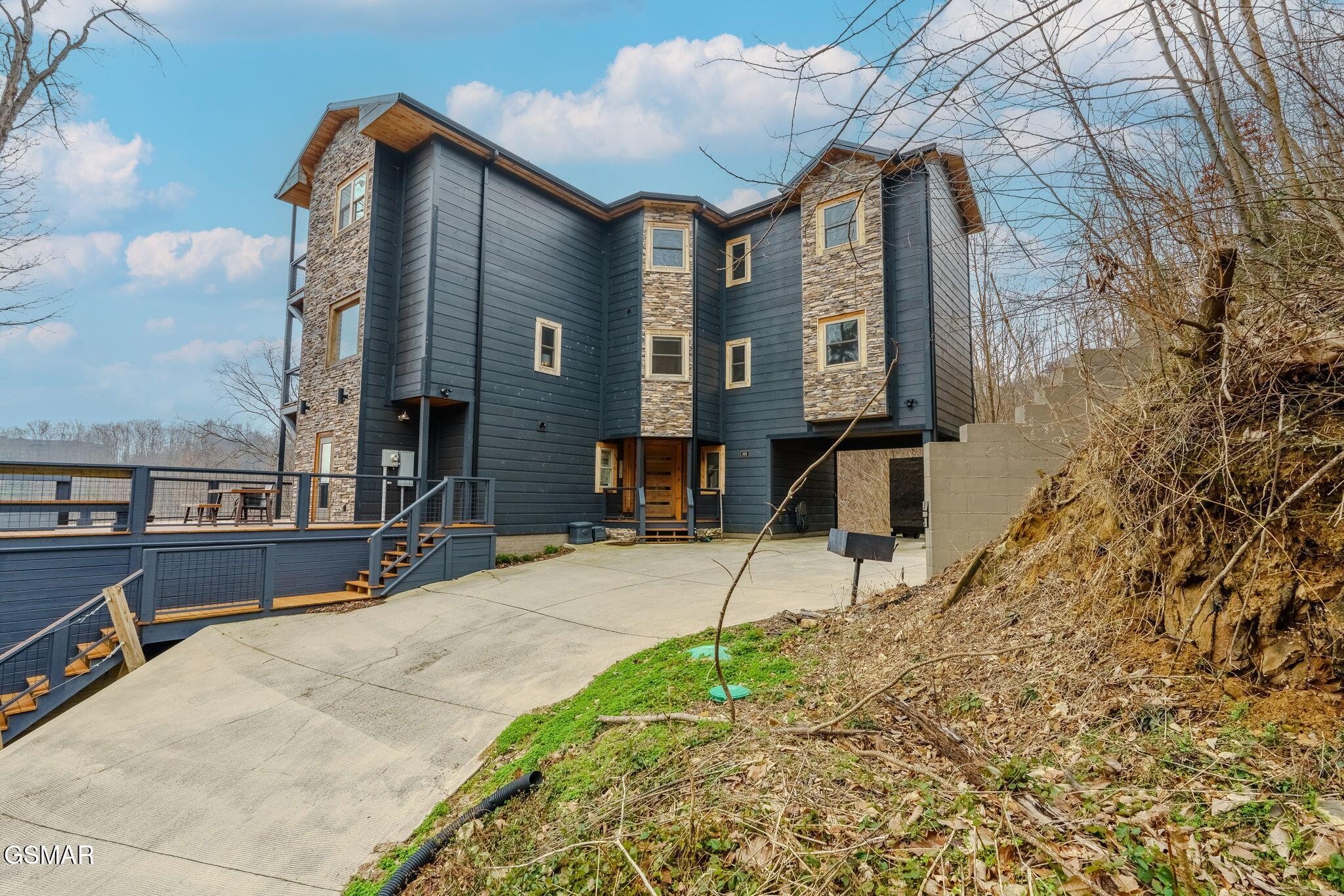 868 Cliff Branch Road — photo