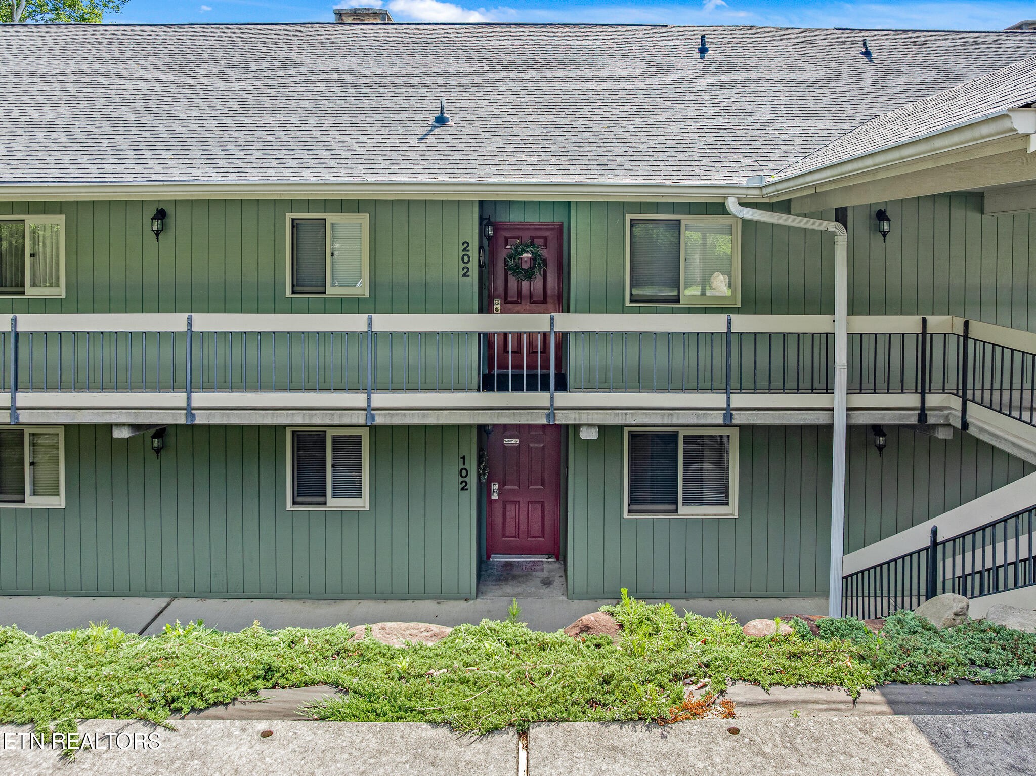 526 Briarcliff Way 102 — photo