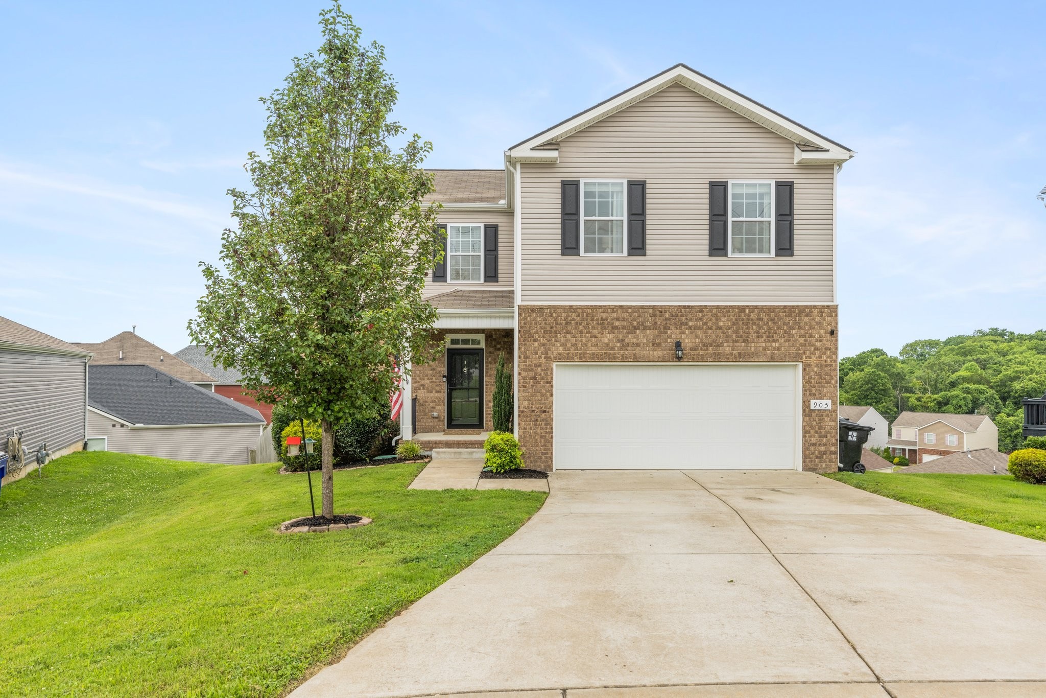 905 Aberdeen Ct — photo
