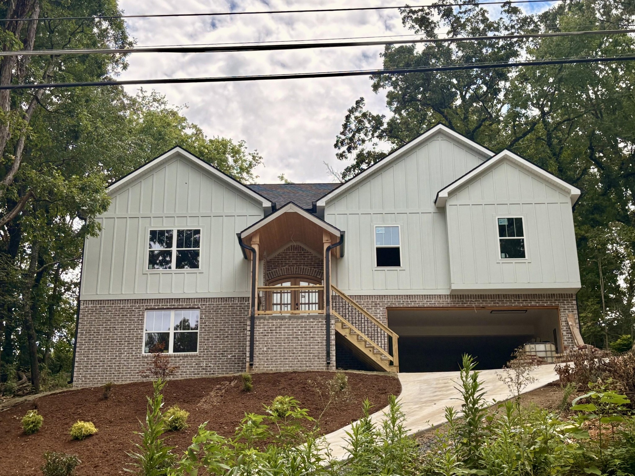 7648 Noah Reid Road — photo