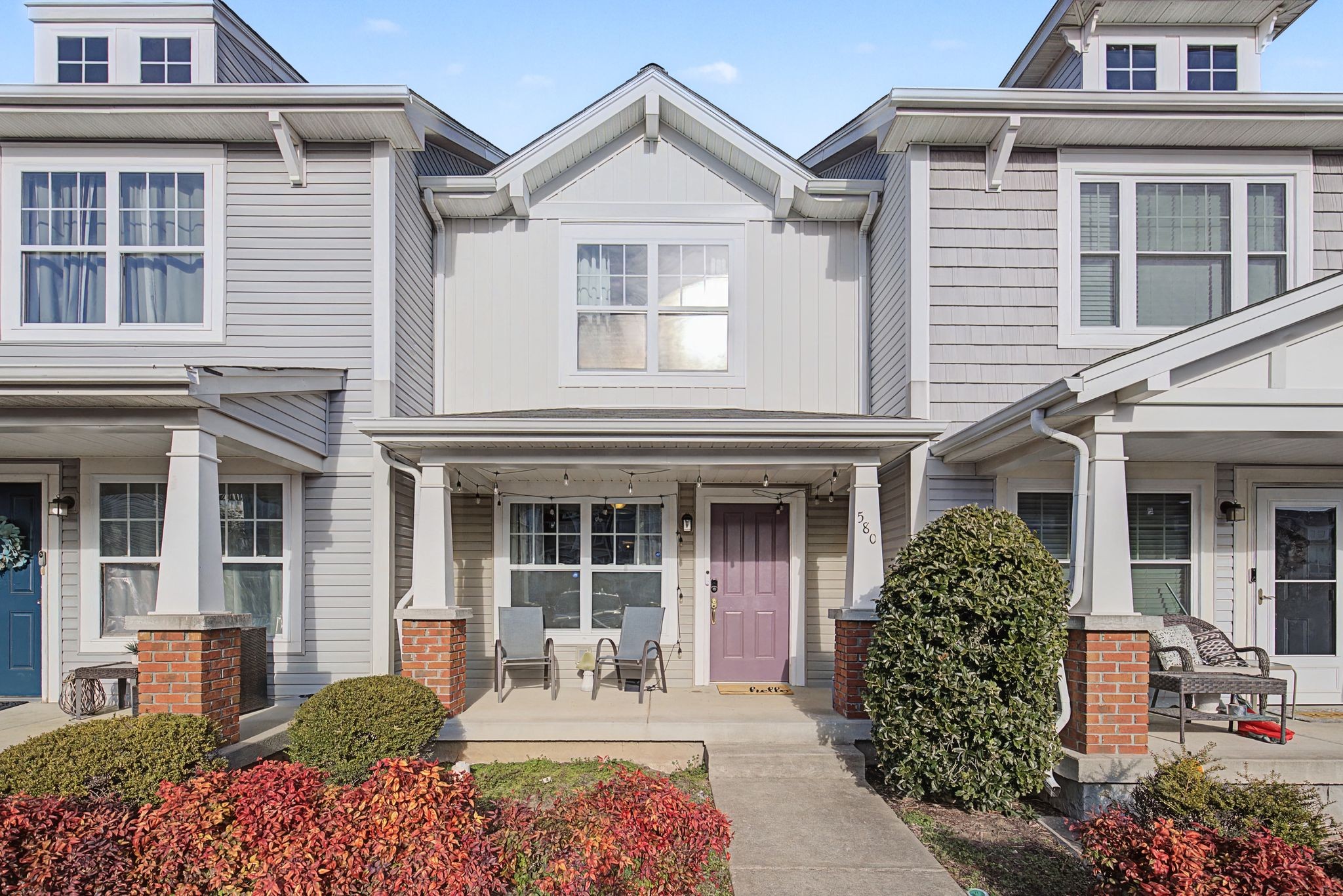 580 Bradburn Village Cir — photo