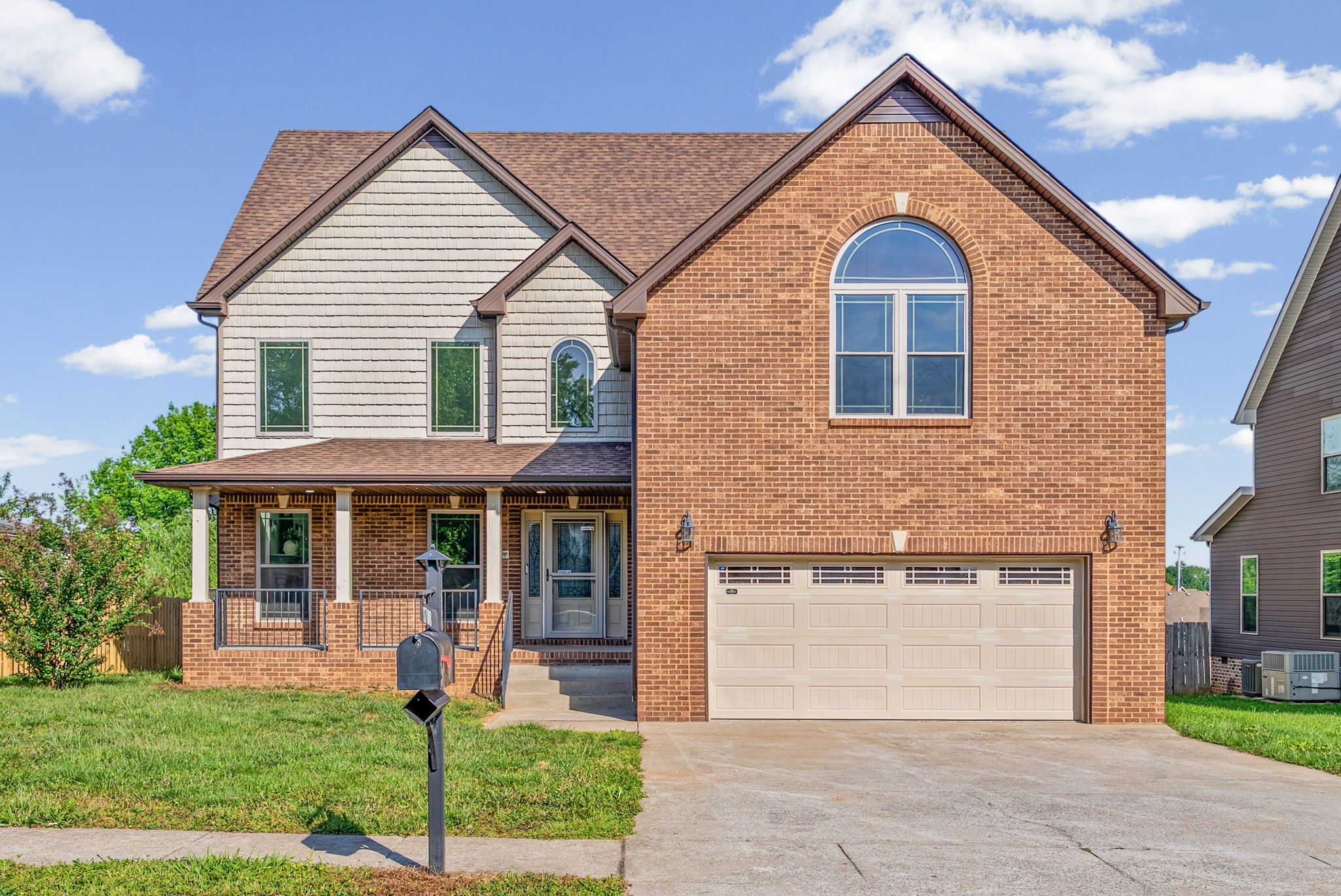1708 Spring Haven Dr — photo