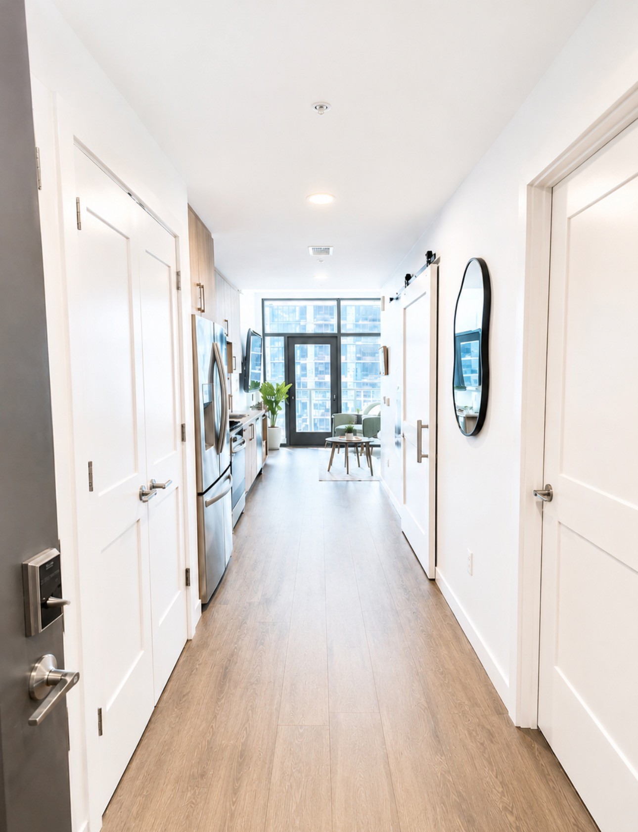 1212 Demonbreun St 1406 — photo