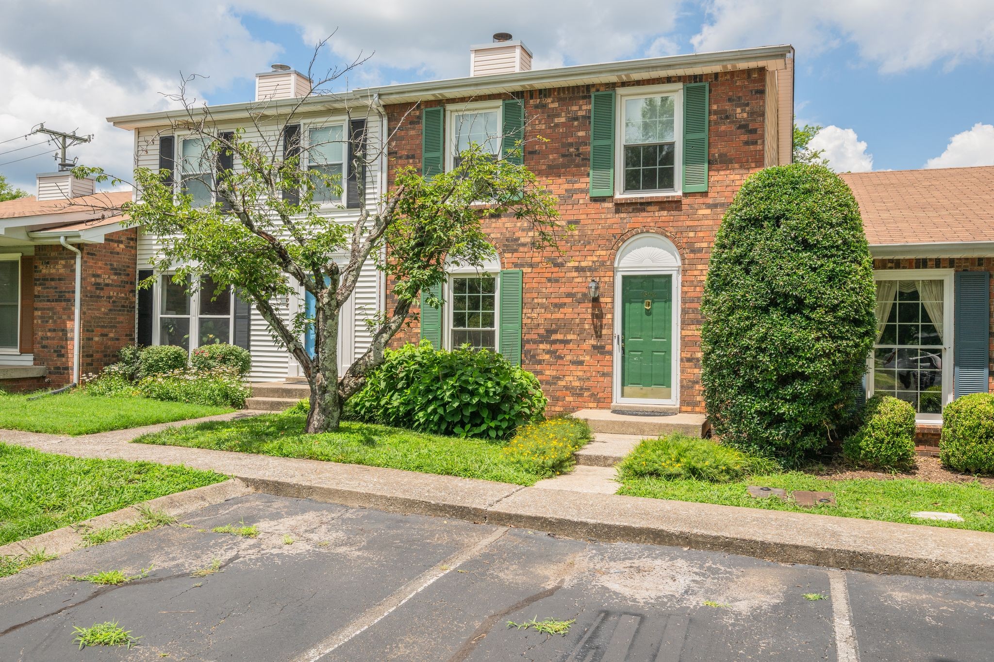 1502 Lewis Rd — photo