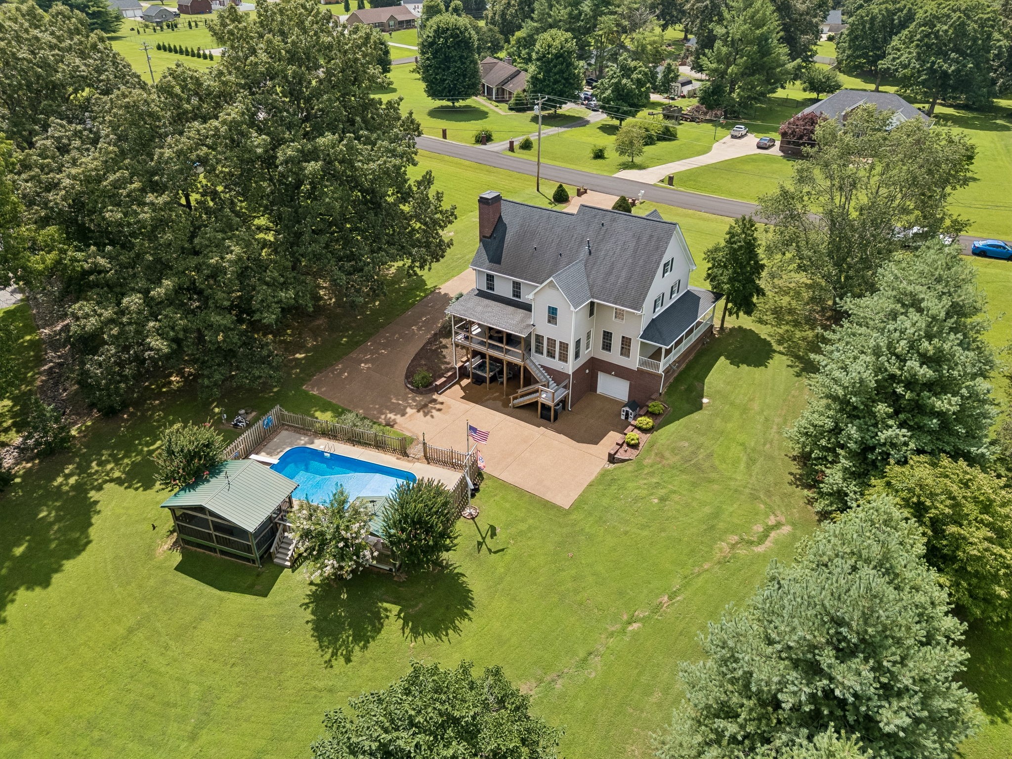 5008 Highpoint Road, Pleasant View, TN 37146